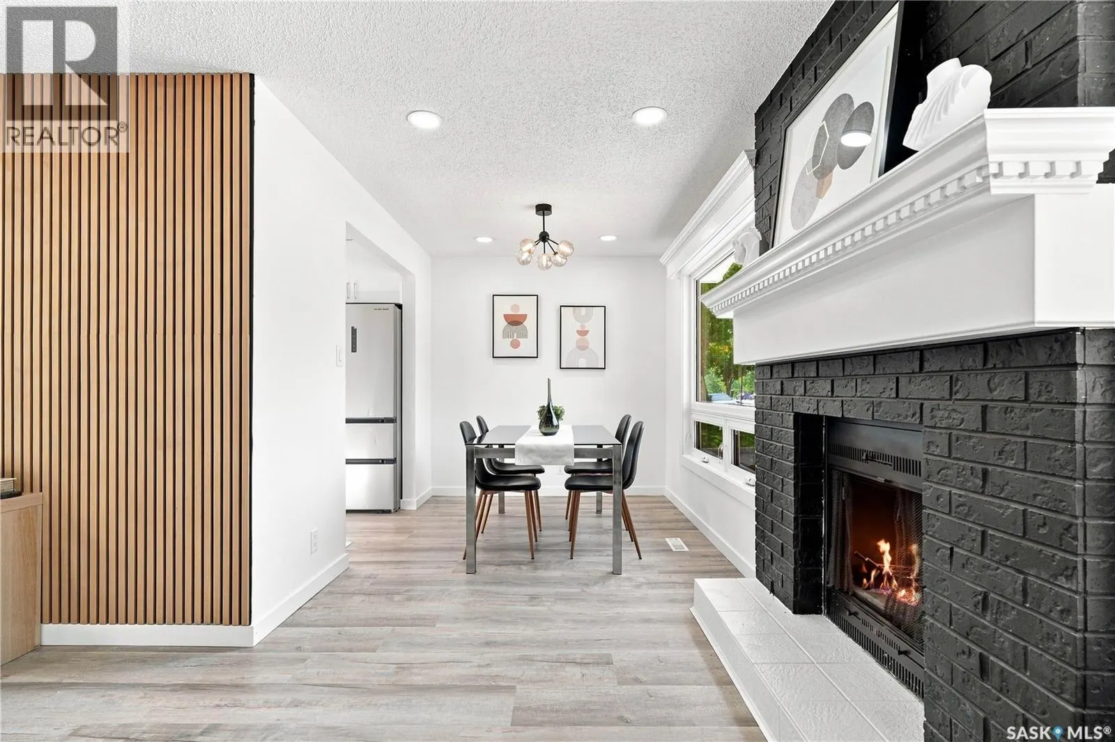 607 Lenore DRIVE