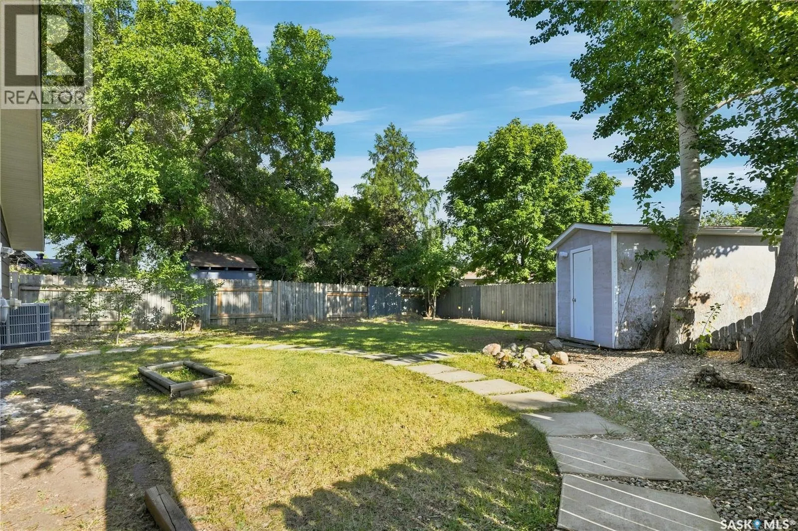 607 Lenore DRIVE