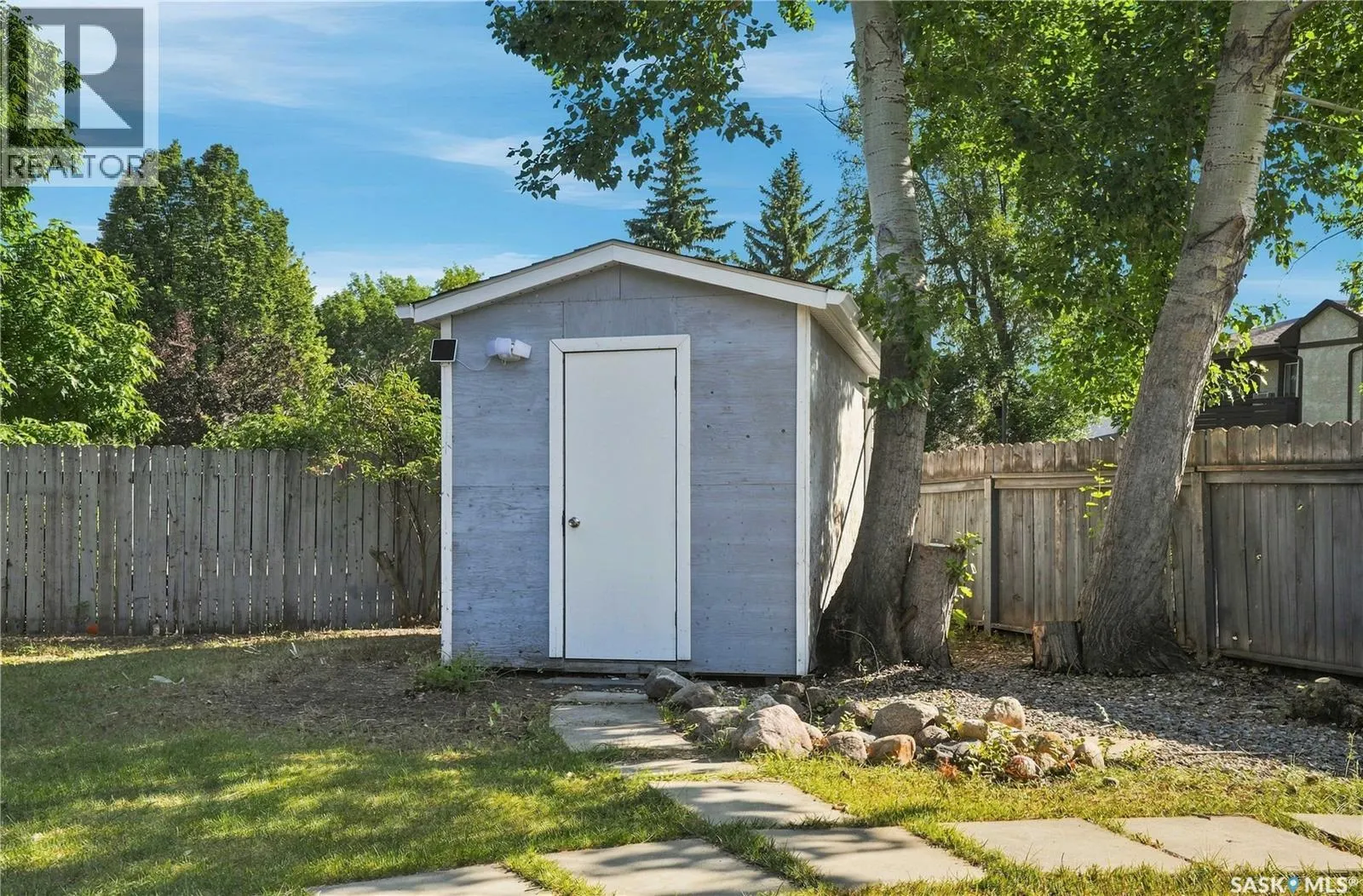 607 Lenore DRIVE