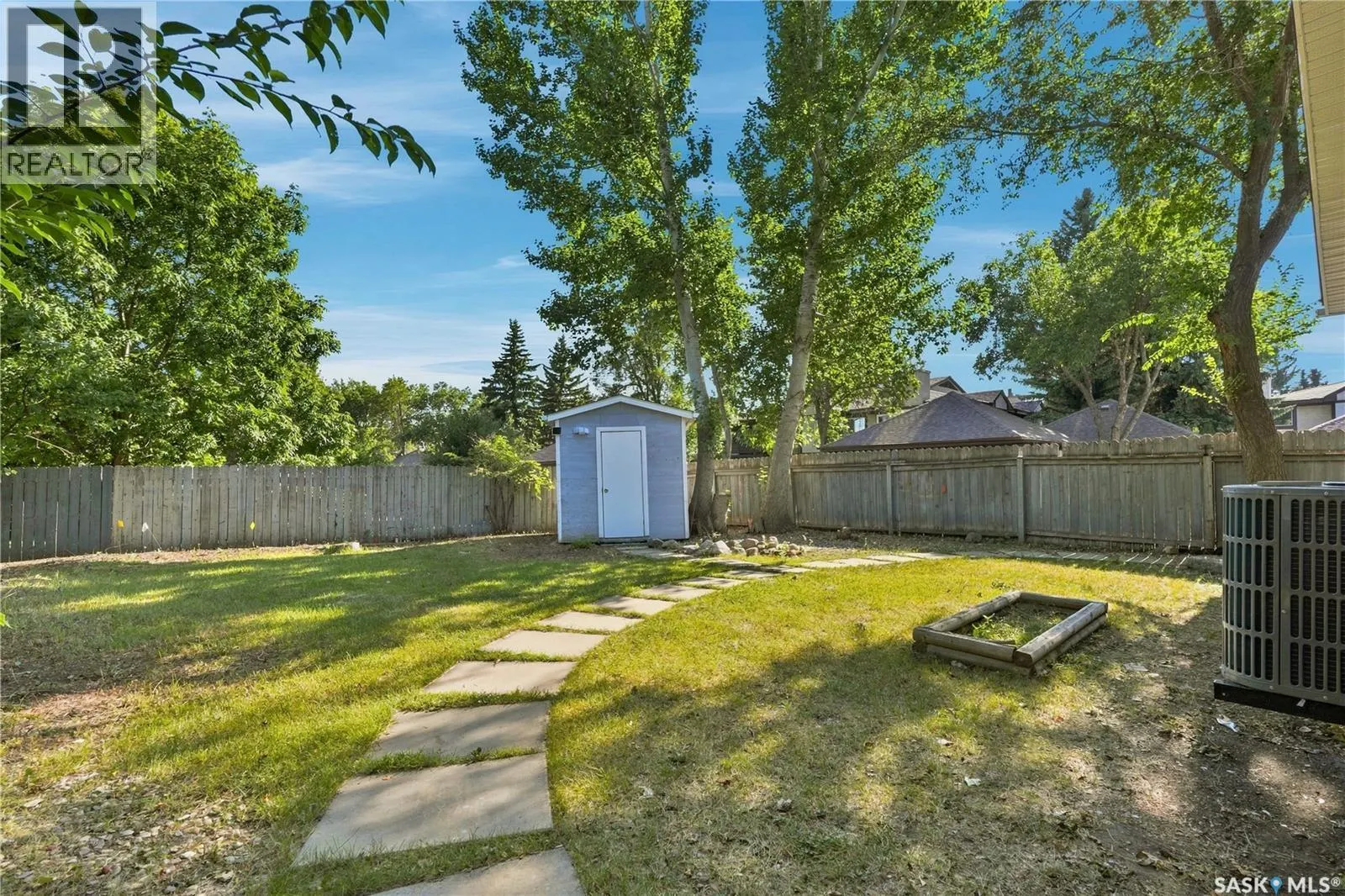 607 Lenore DRIVE