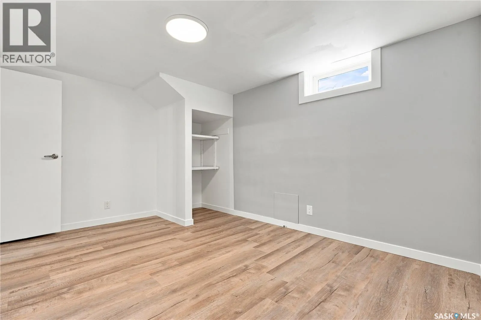607 Lenore DRIVE