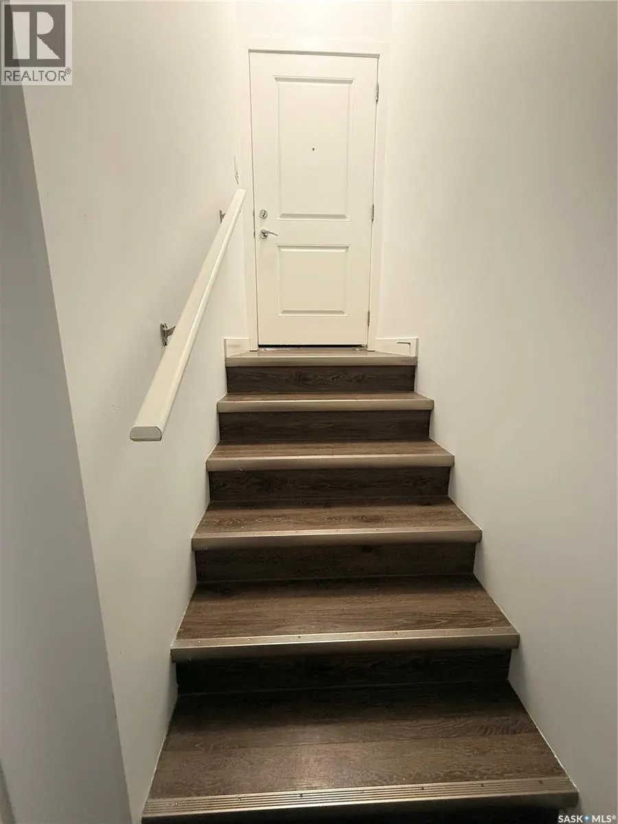 263 Thakur STREET