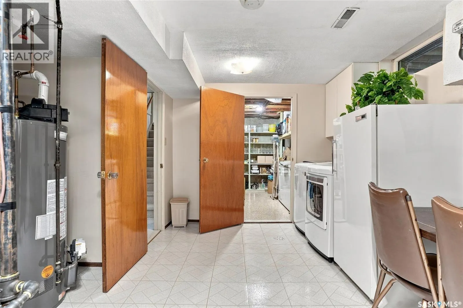102 Bence CRESCENT