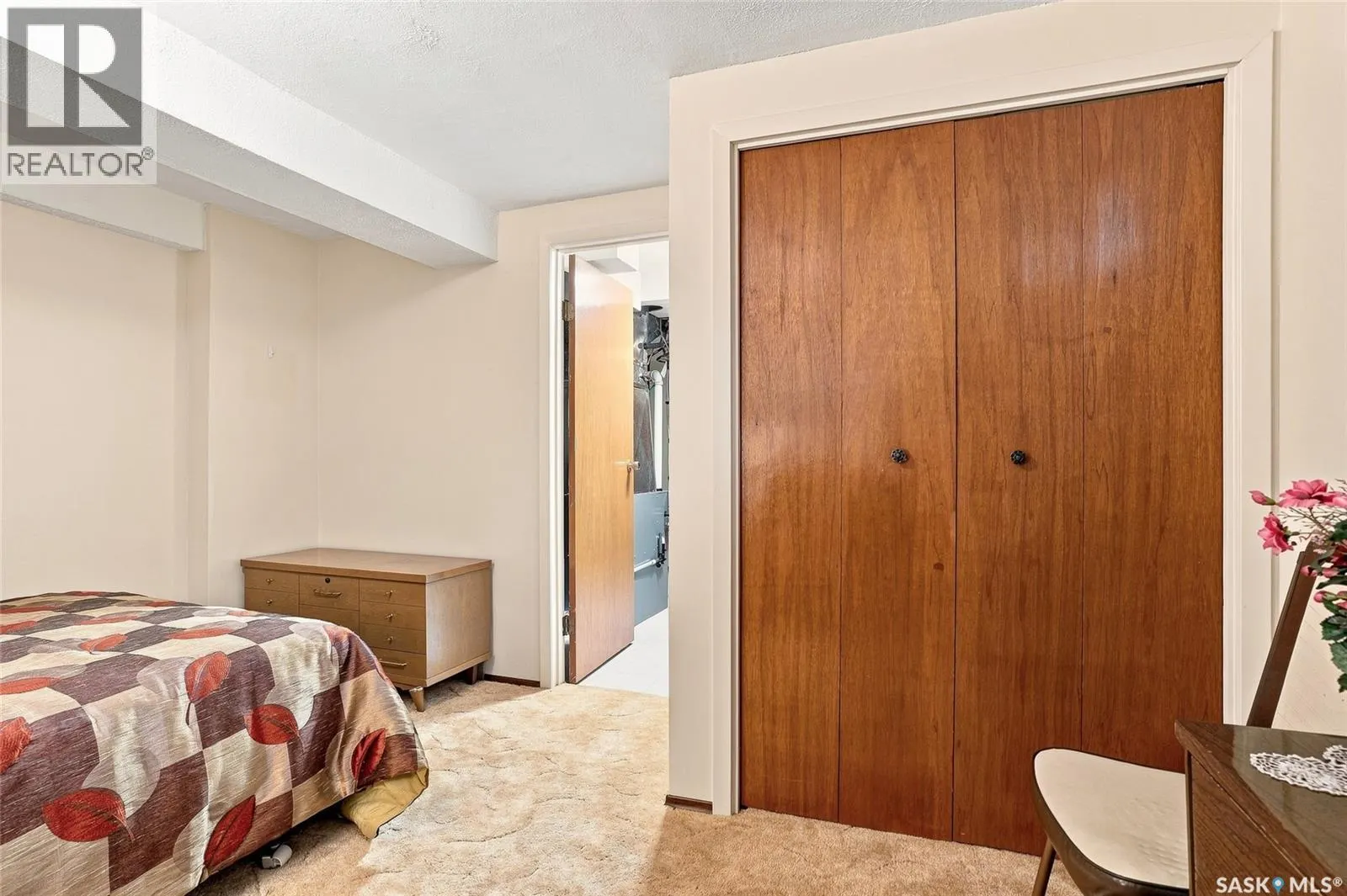 102 Bence CRESCENT