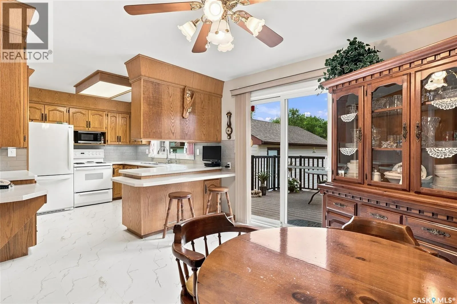 102 Bence CRESCENT