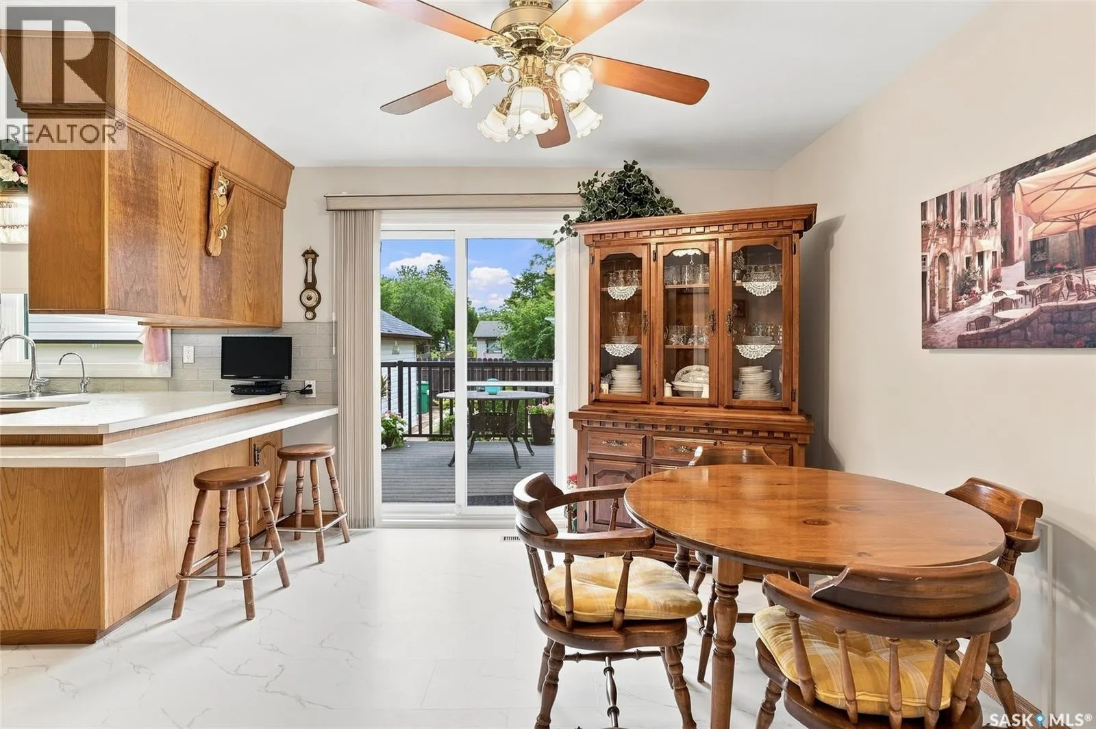 102 Bence CRESCENT