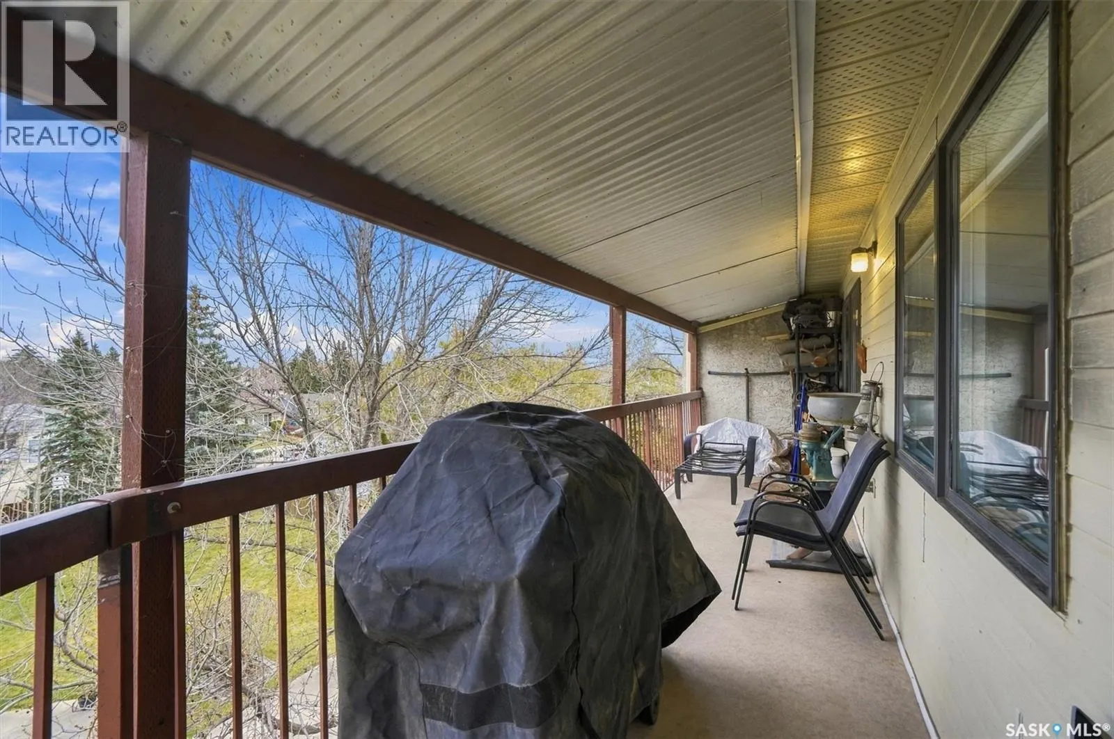 306 3220 33rd STREET W
