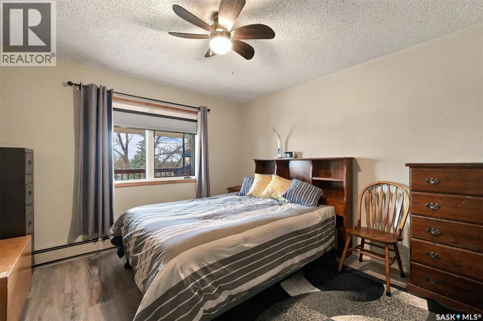306 3220 33rd STREET W