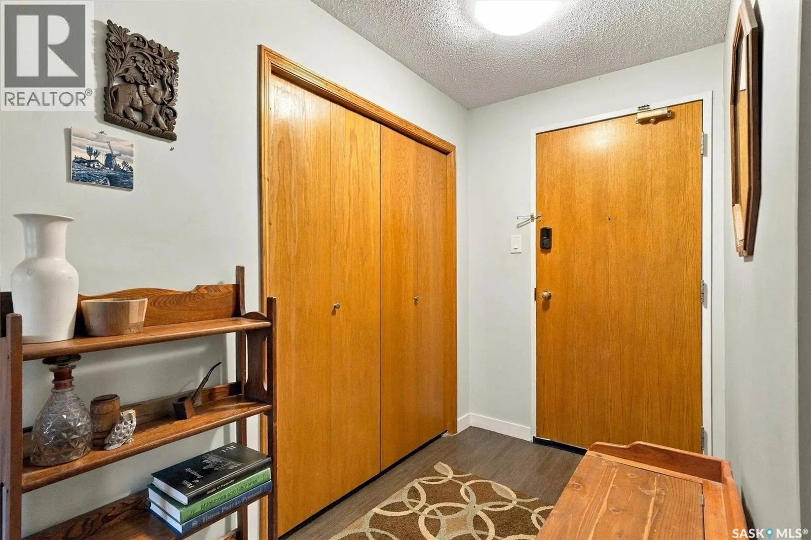 306 3220 33rd STREET W