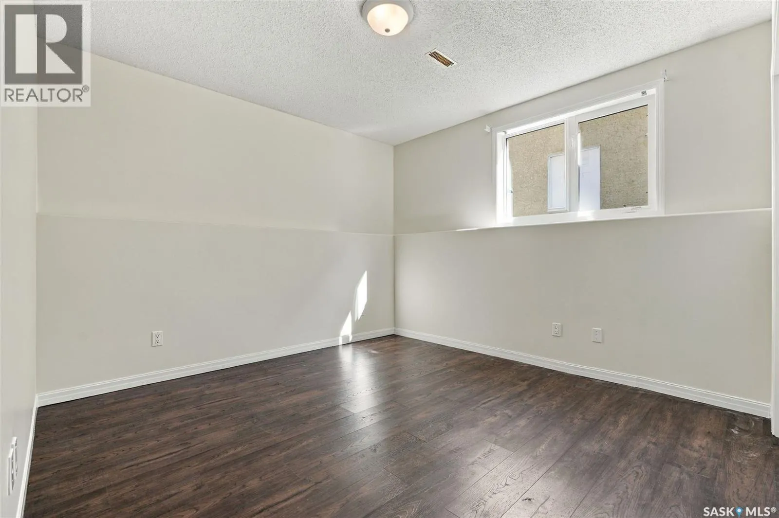 110 Braeshire LANE