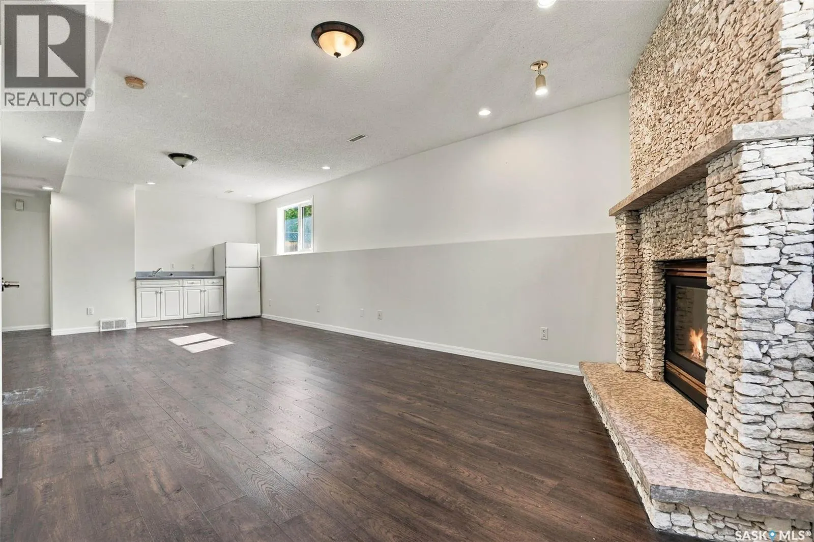 110 Braeshire LANE