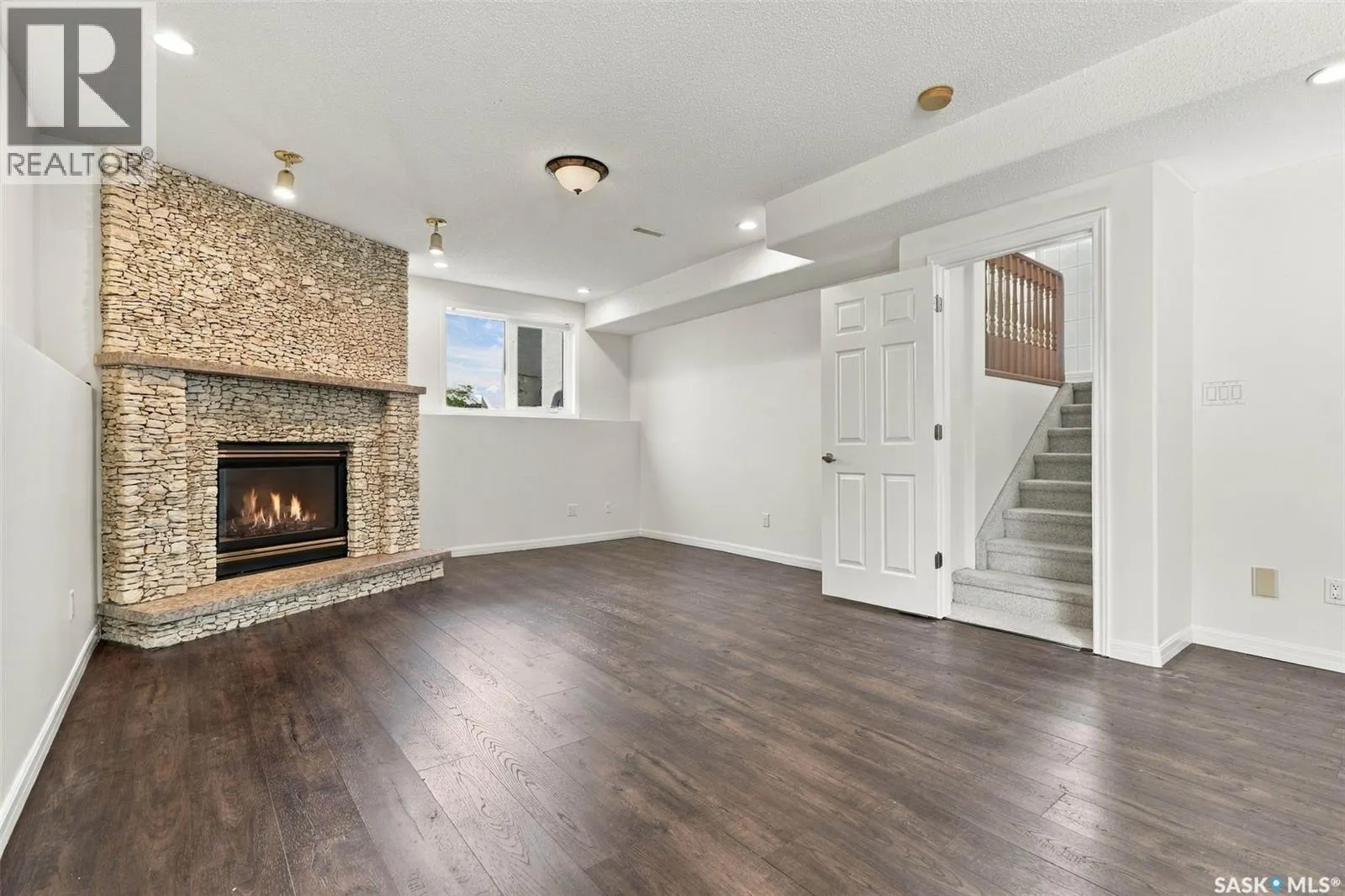 110 Braeshire LANE