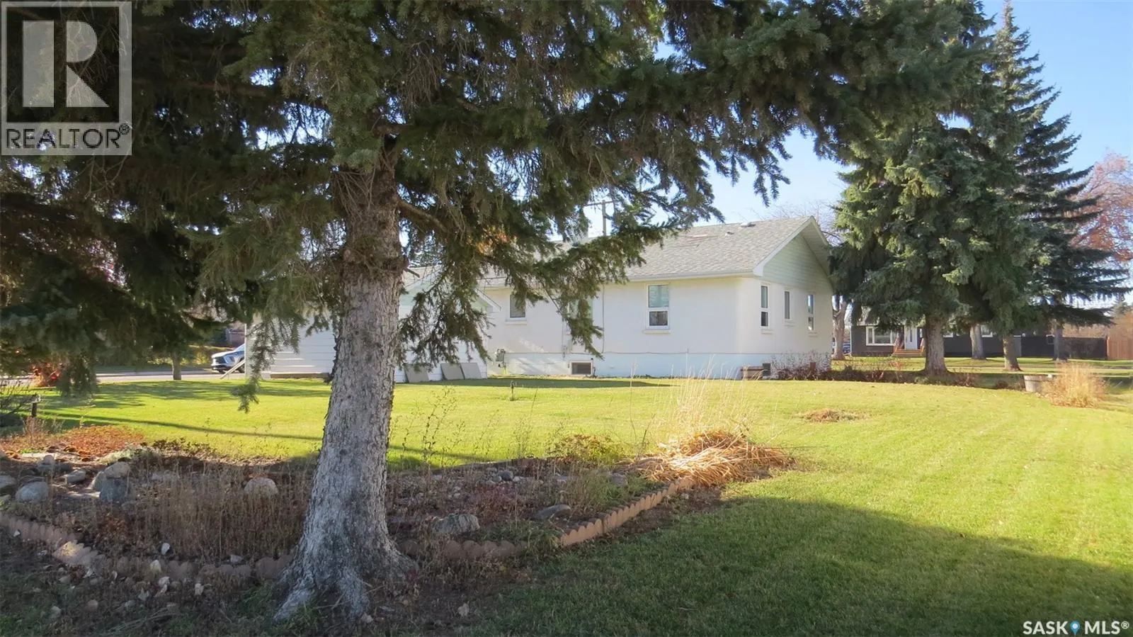 1006 Main STREET