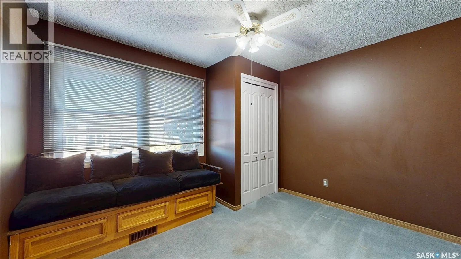 859 Athlone DRIVE N