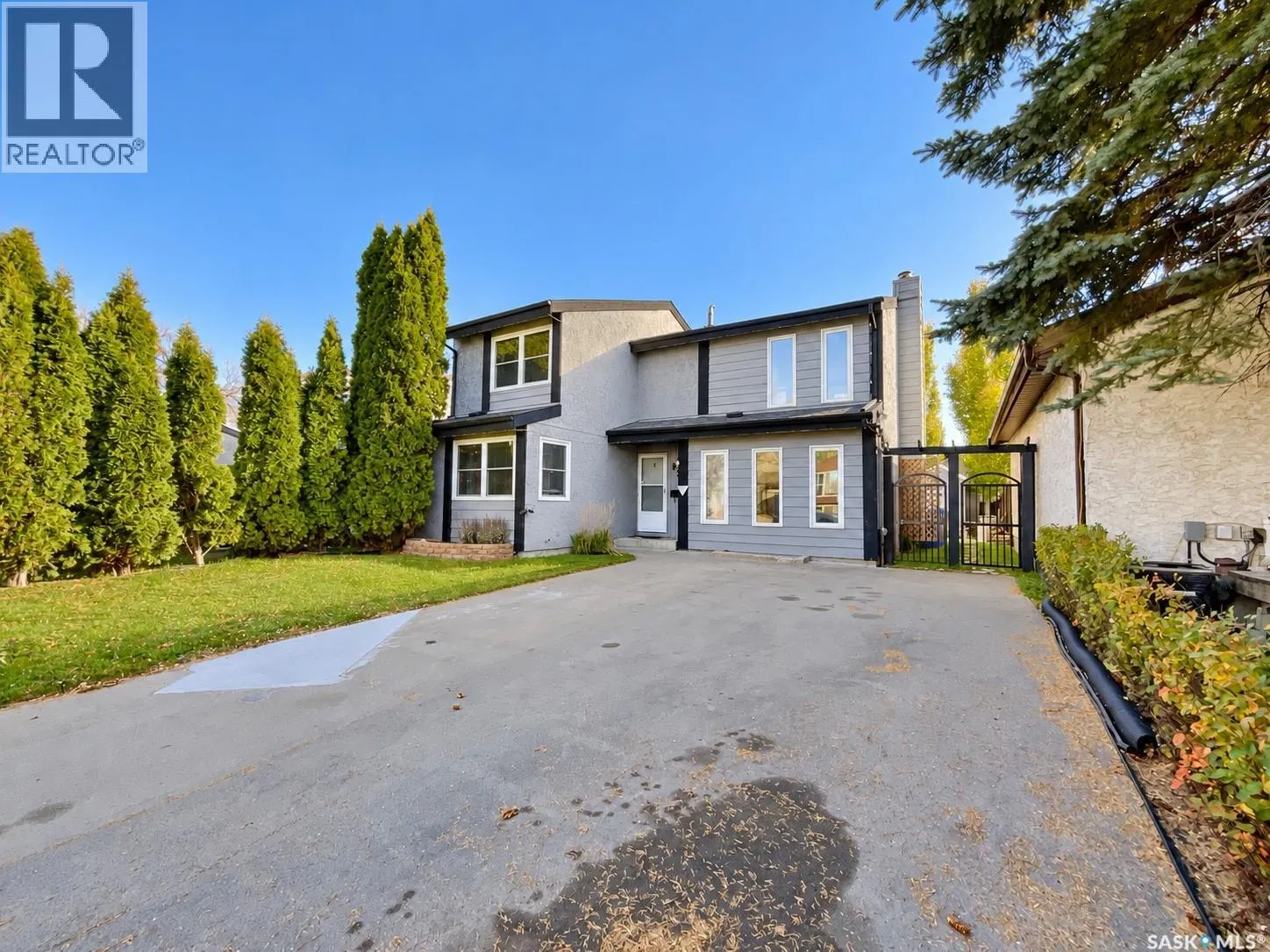 859 Athlone DRIVE N