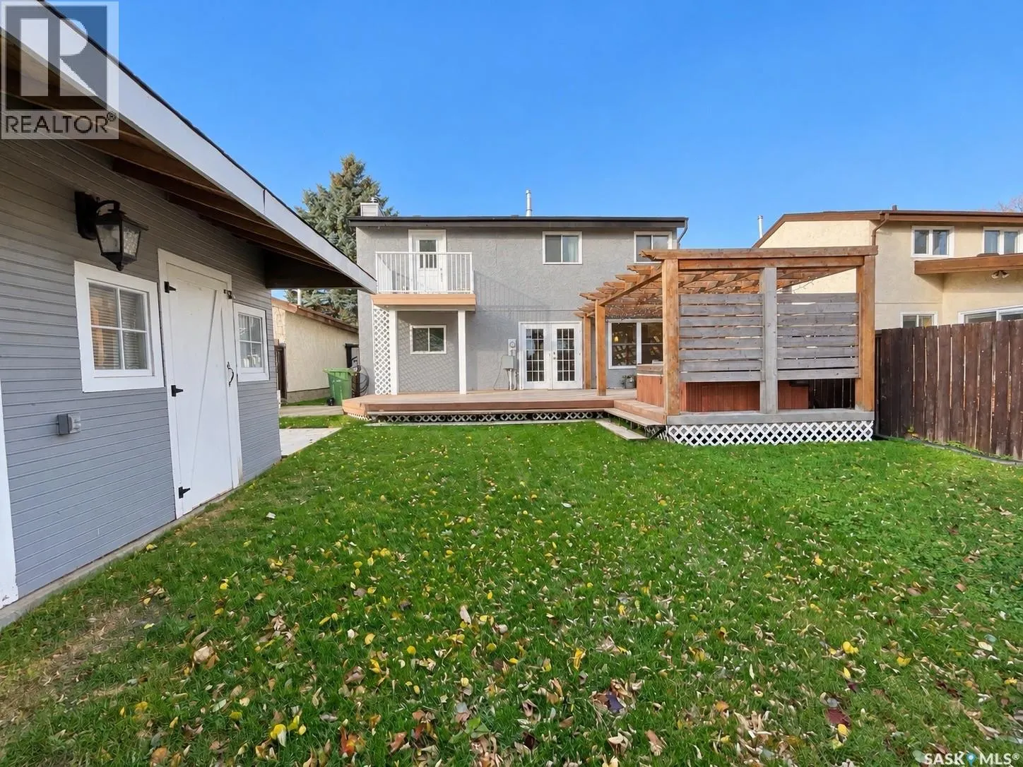 859 Athlone DRIVE N
