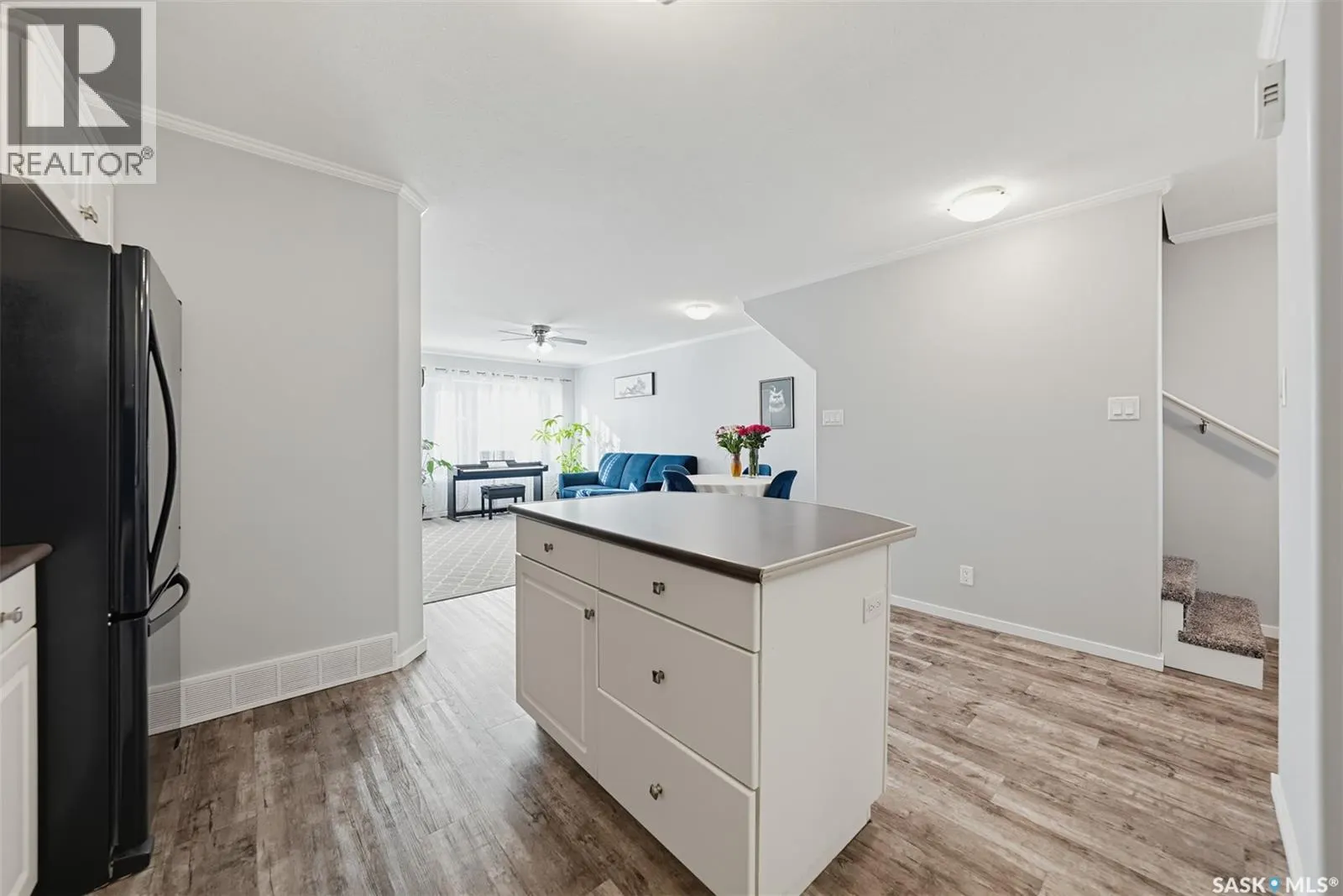 904 715 Hart ROAD