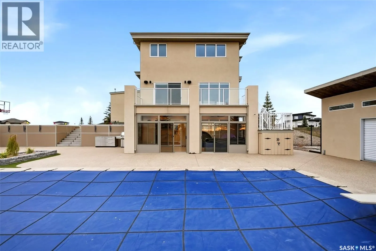 309 Spruce Creek CRESCENT