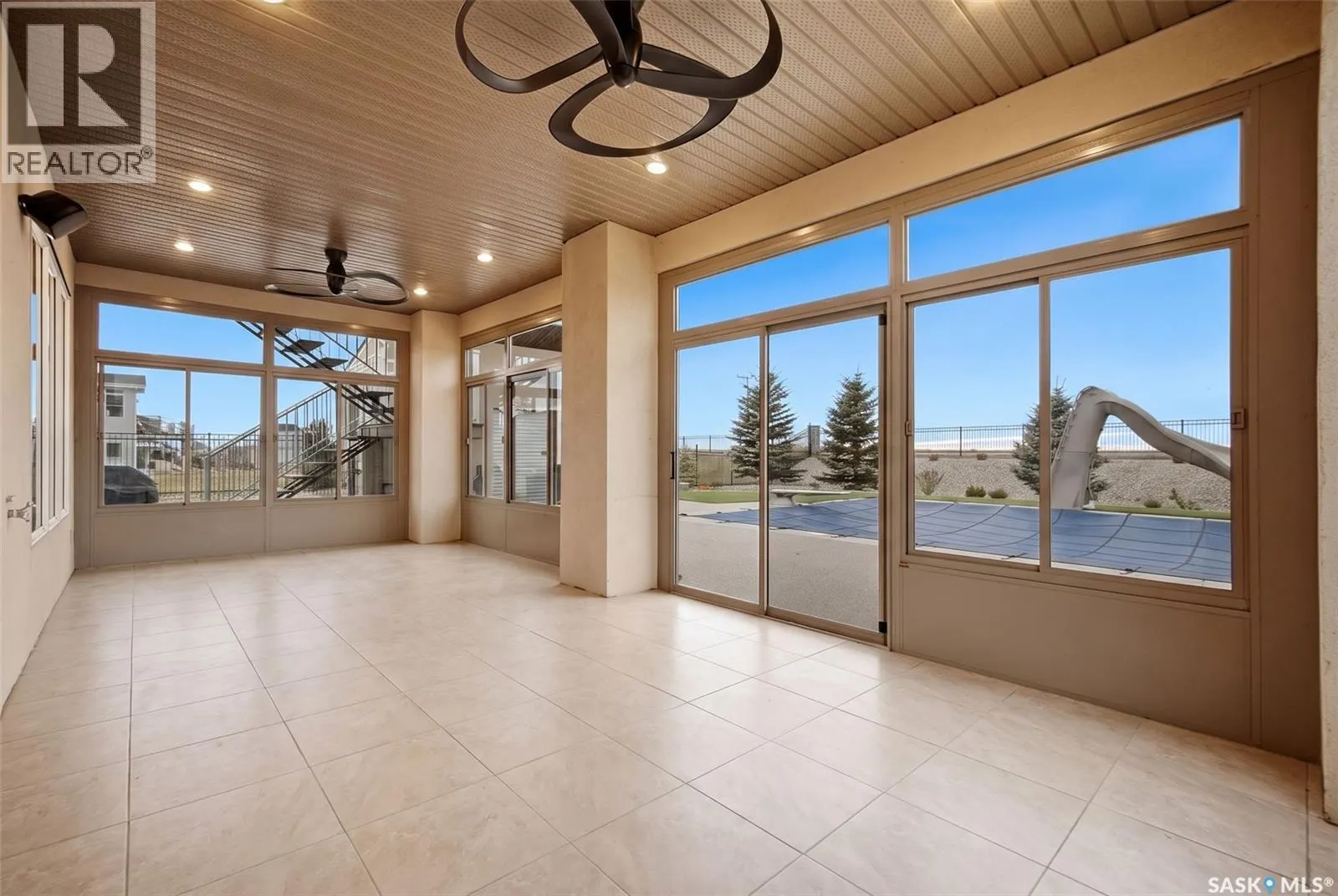 309 Spruce Creek CRESCENT