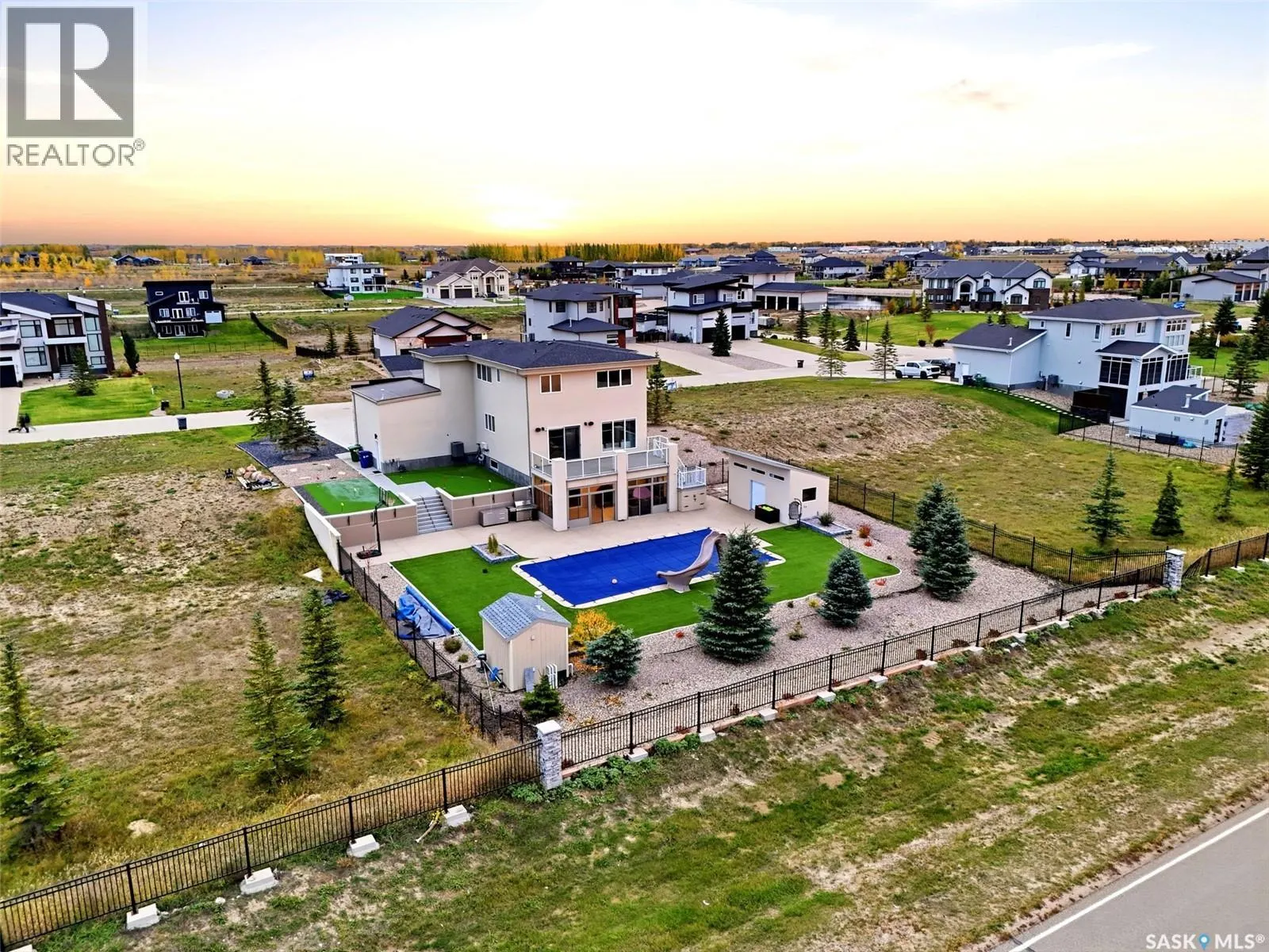 309 Spruce Creek CRESCENT
