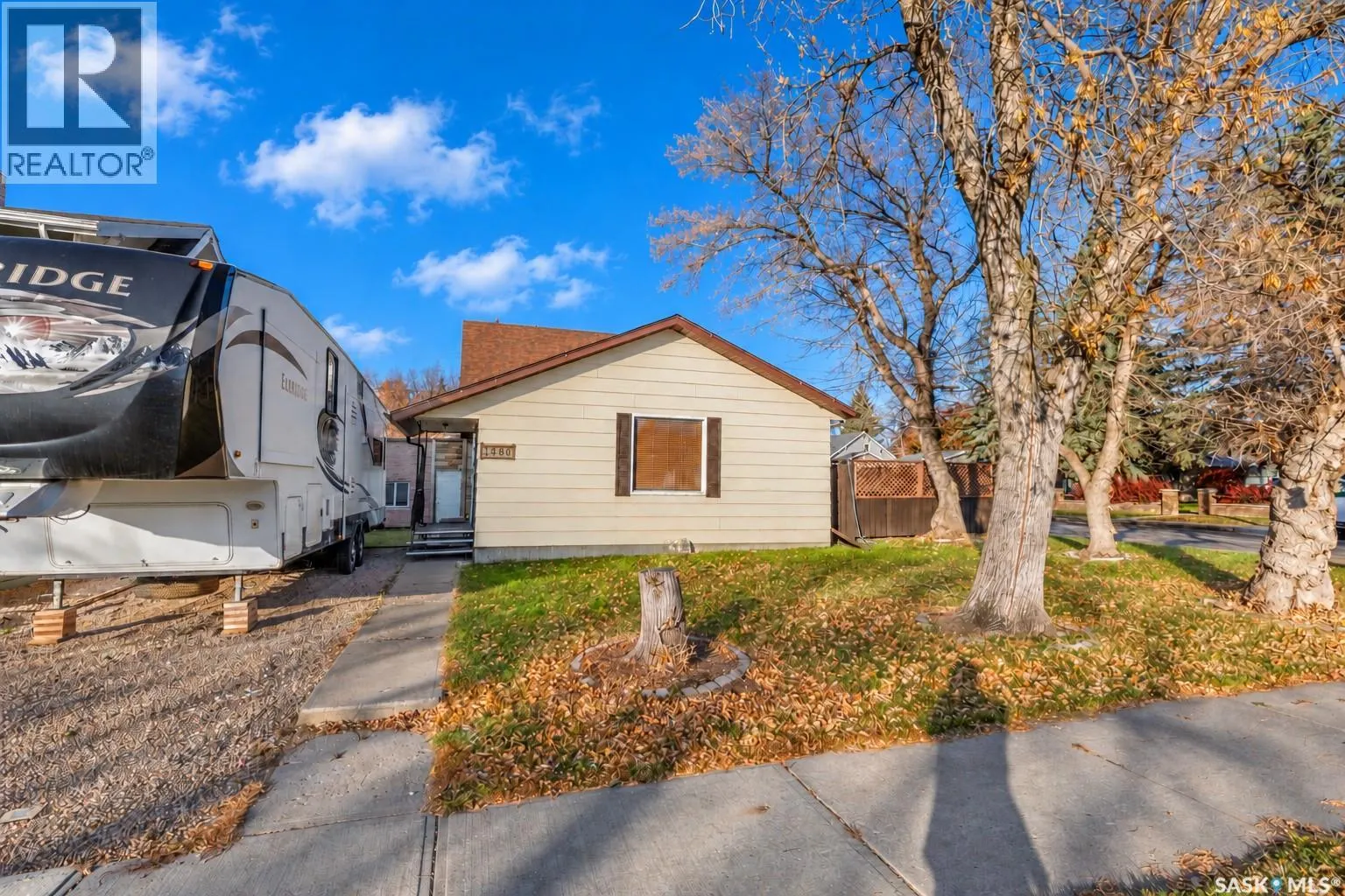 1080 Henleaze AVENUE