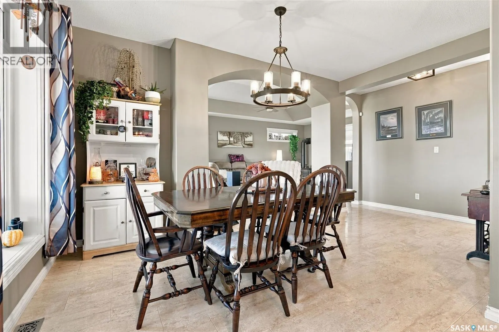 224 Carriage DRIVE