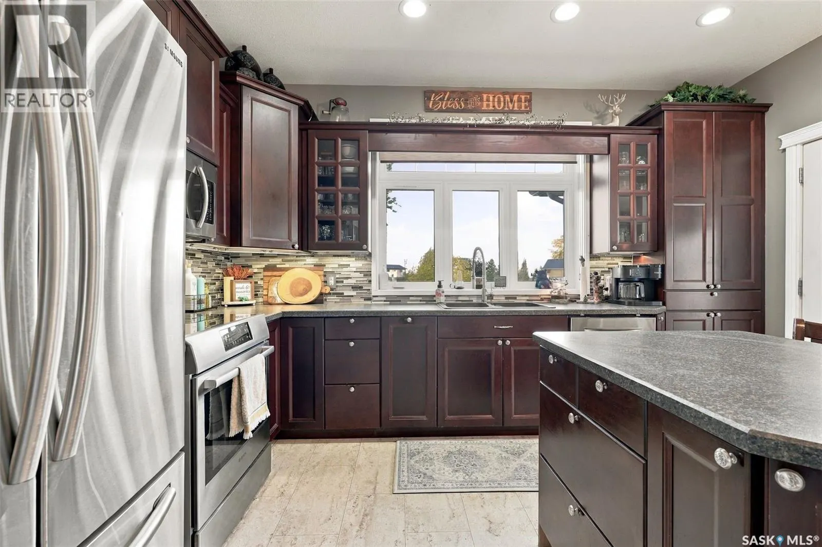 224 Carriage DRIVE
