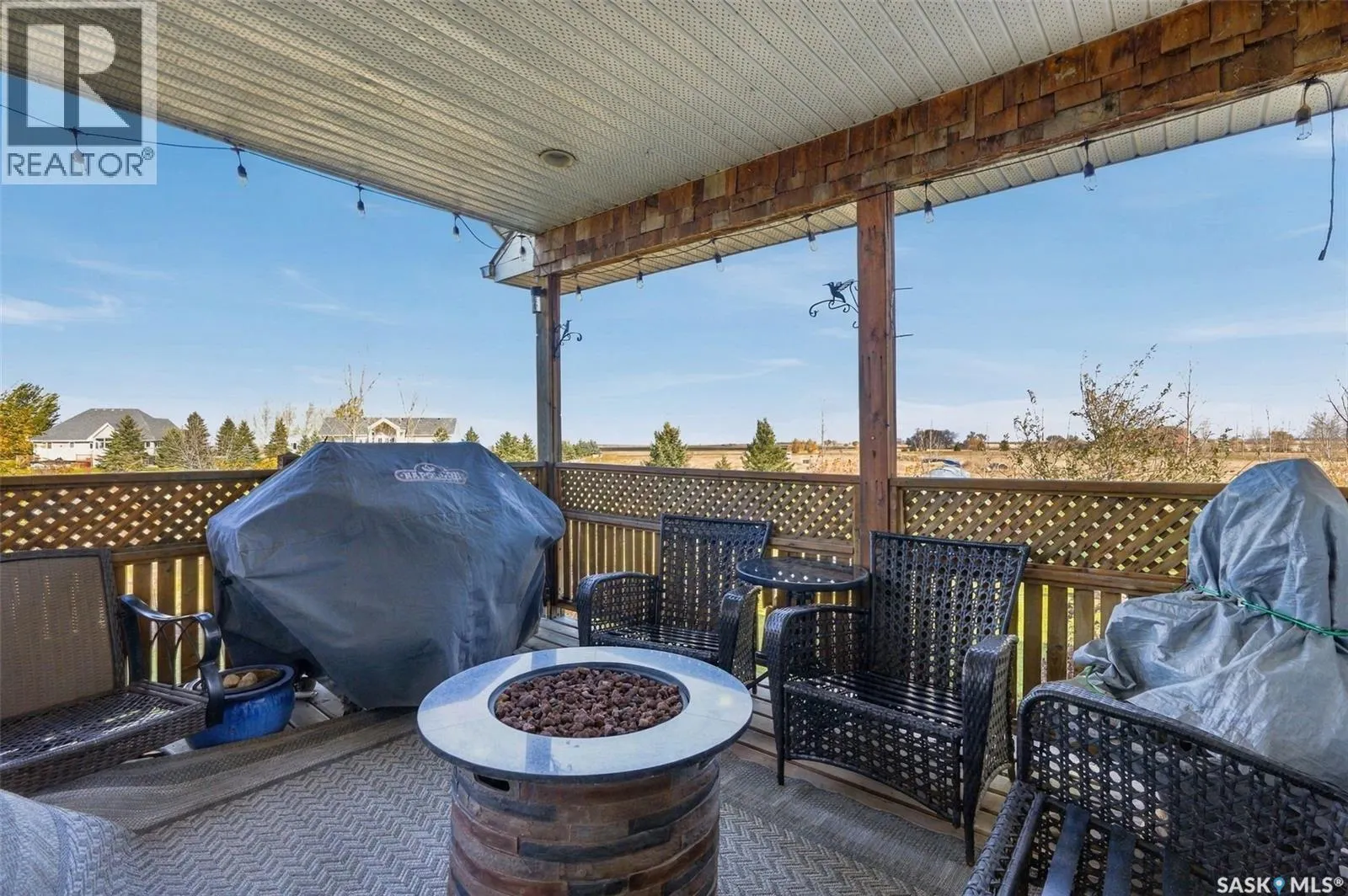 224 Carriage DRIVE