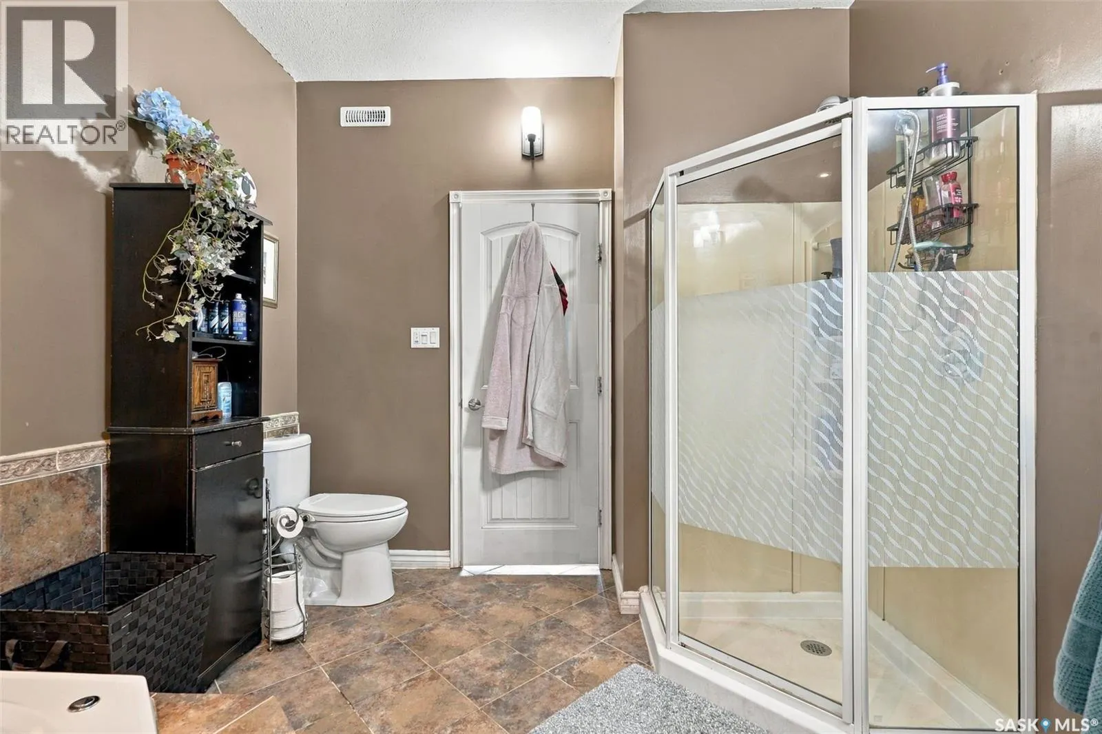 224 Carriage DRIVE