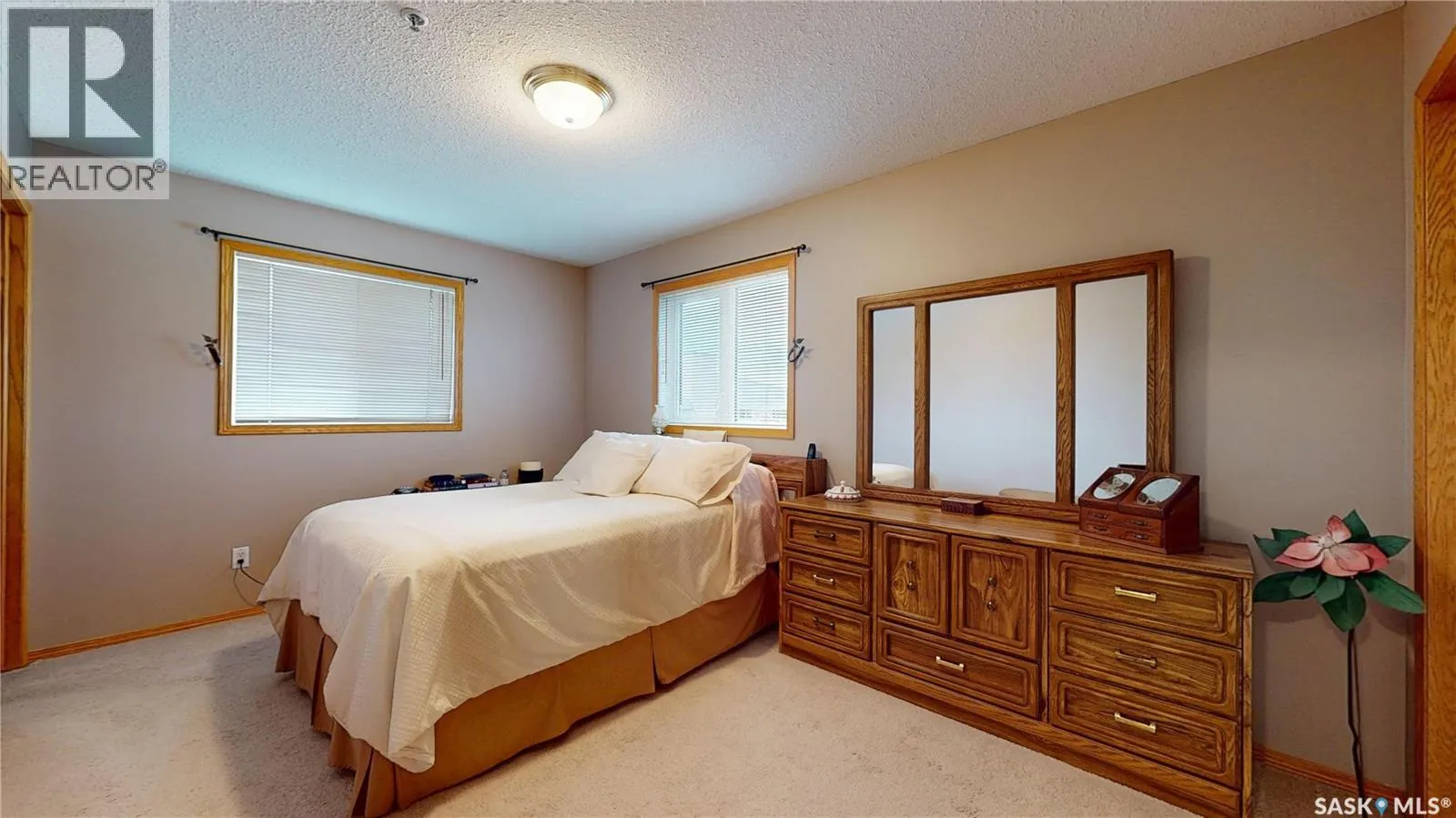 304 2930 Arens ROAD E