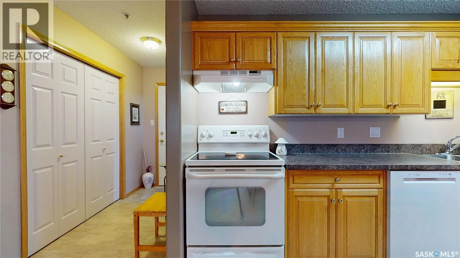 304 2930 Arens ROAD E