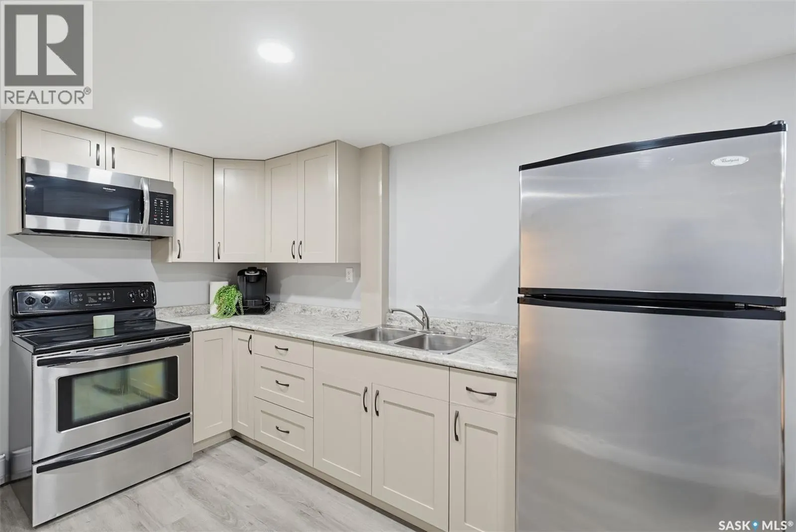 118 5th STREET
