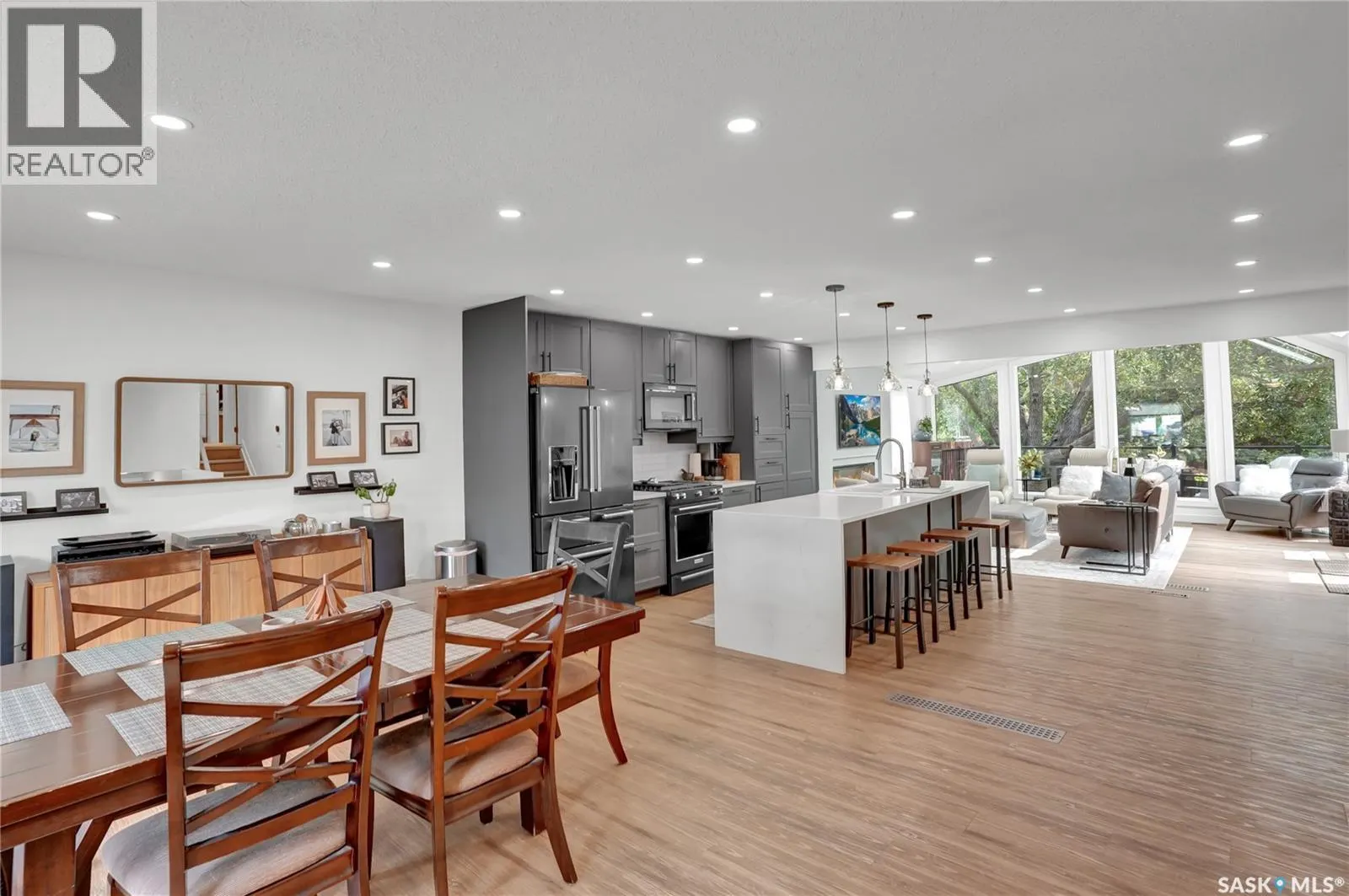 1623 General CRESCENT