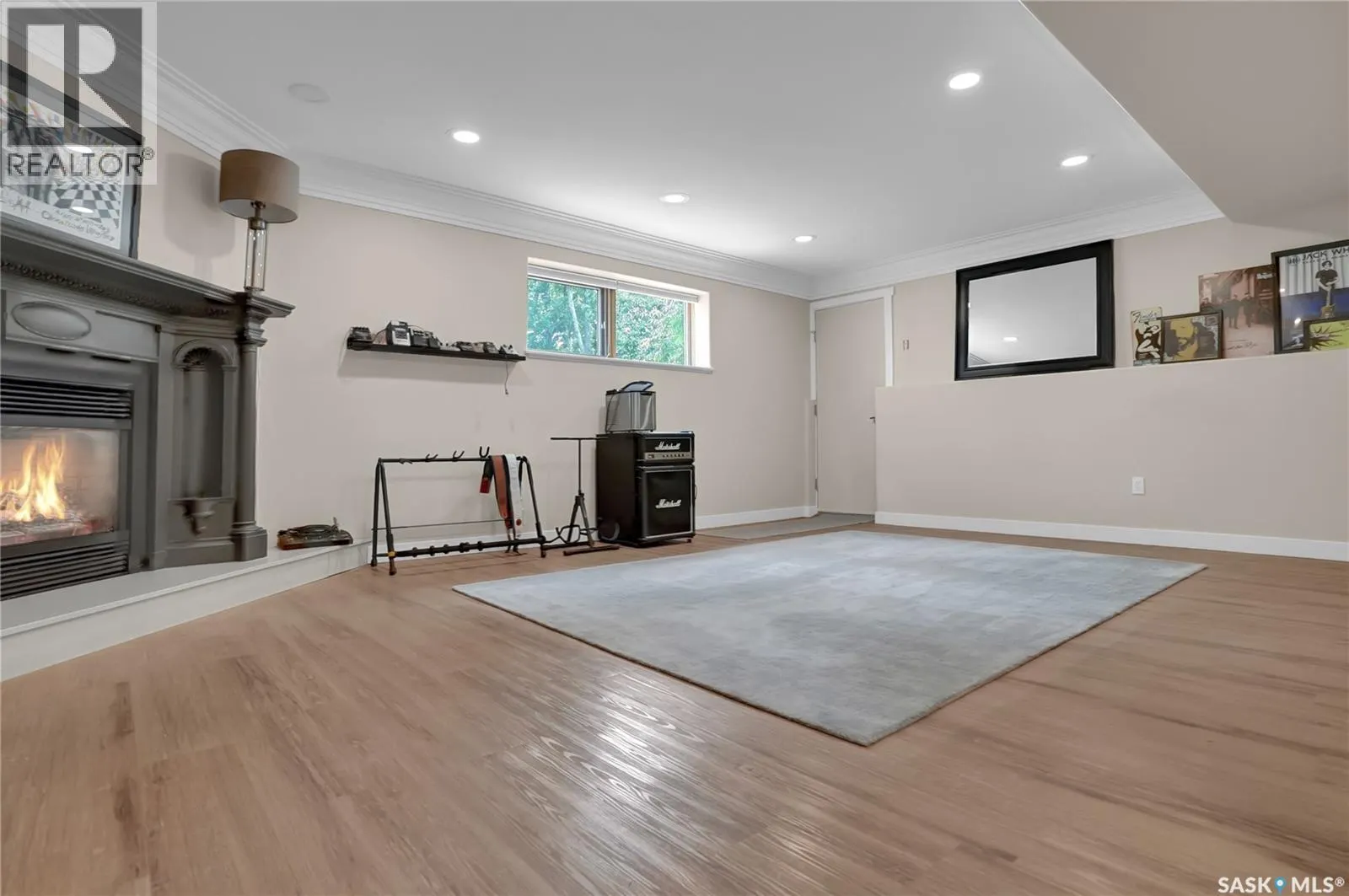 1623 General CRESCENT
