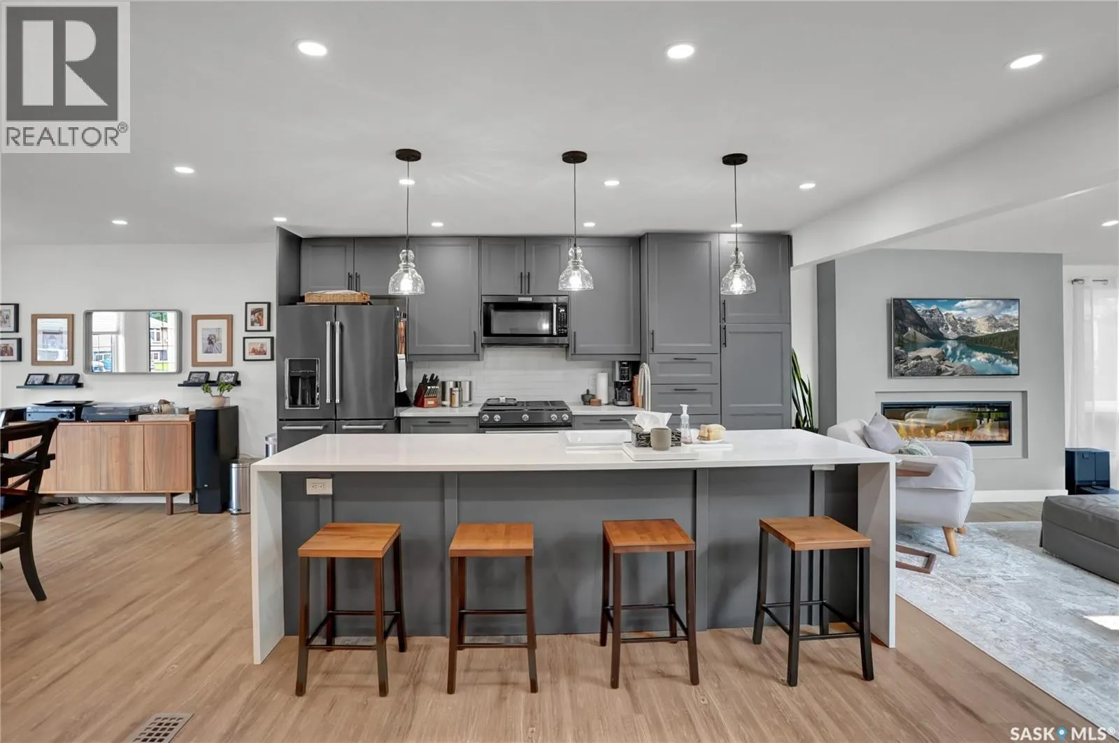 1623 General CRESCENT