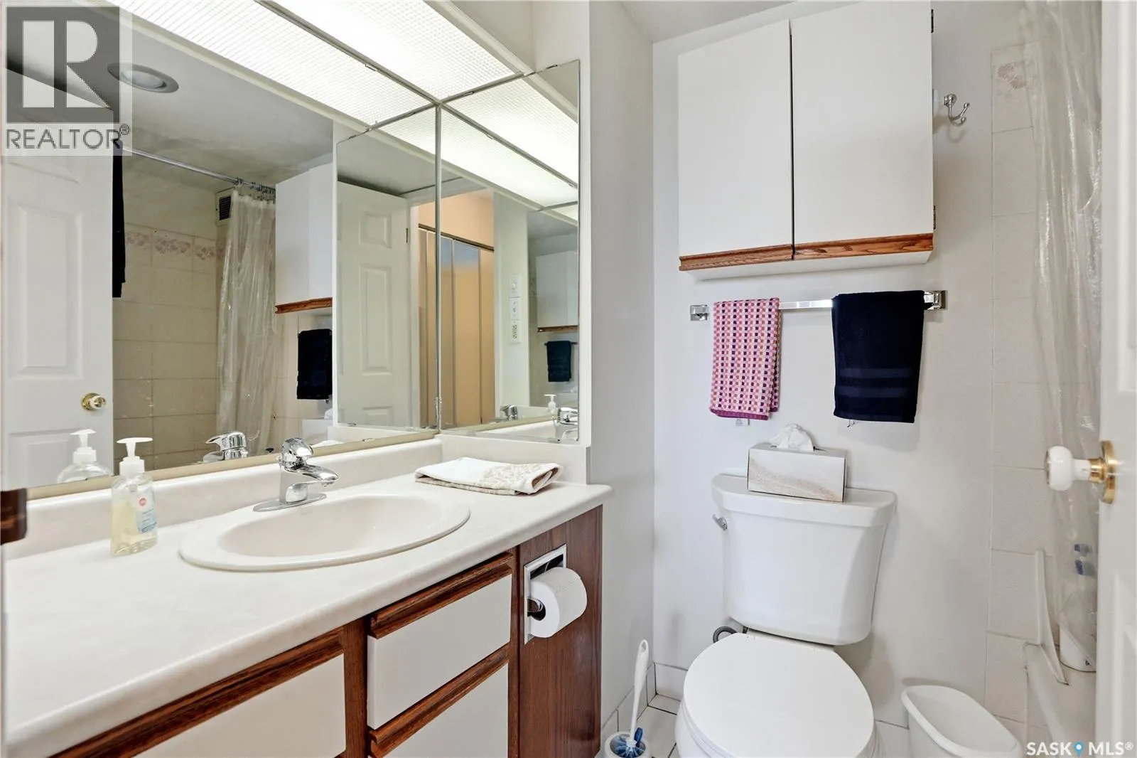 424 Spadina CRESCENT E