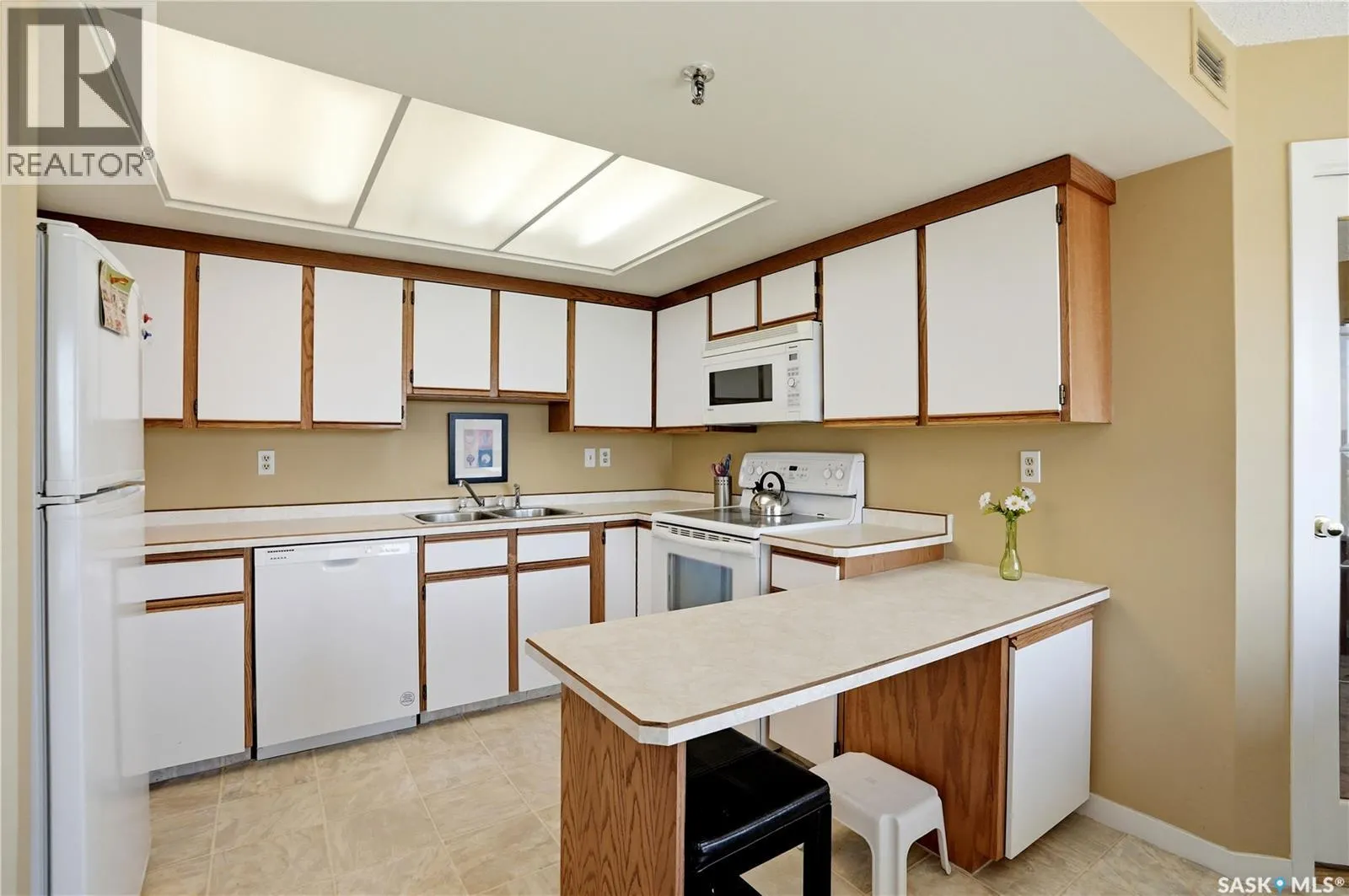 424 Spadina CRESCENT E