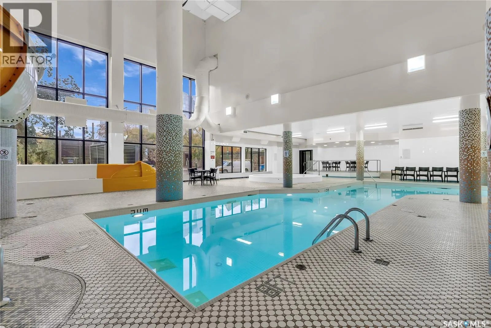 424 Spadina CRESCENT E