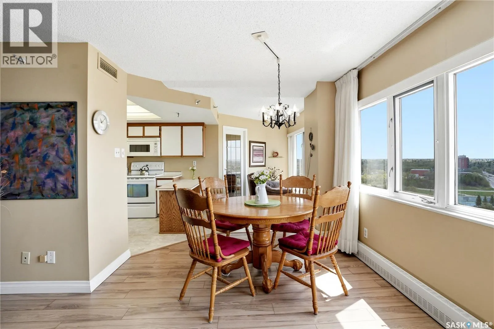 424 Spadina CRESCENT E