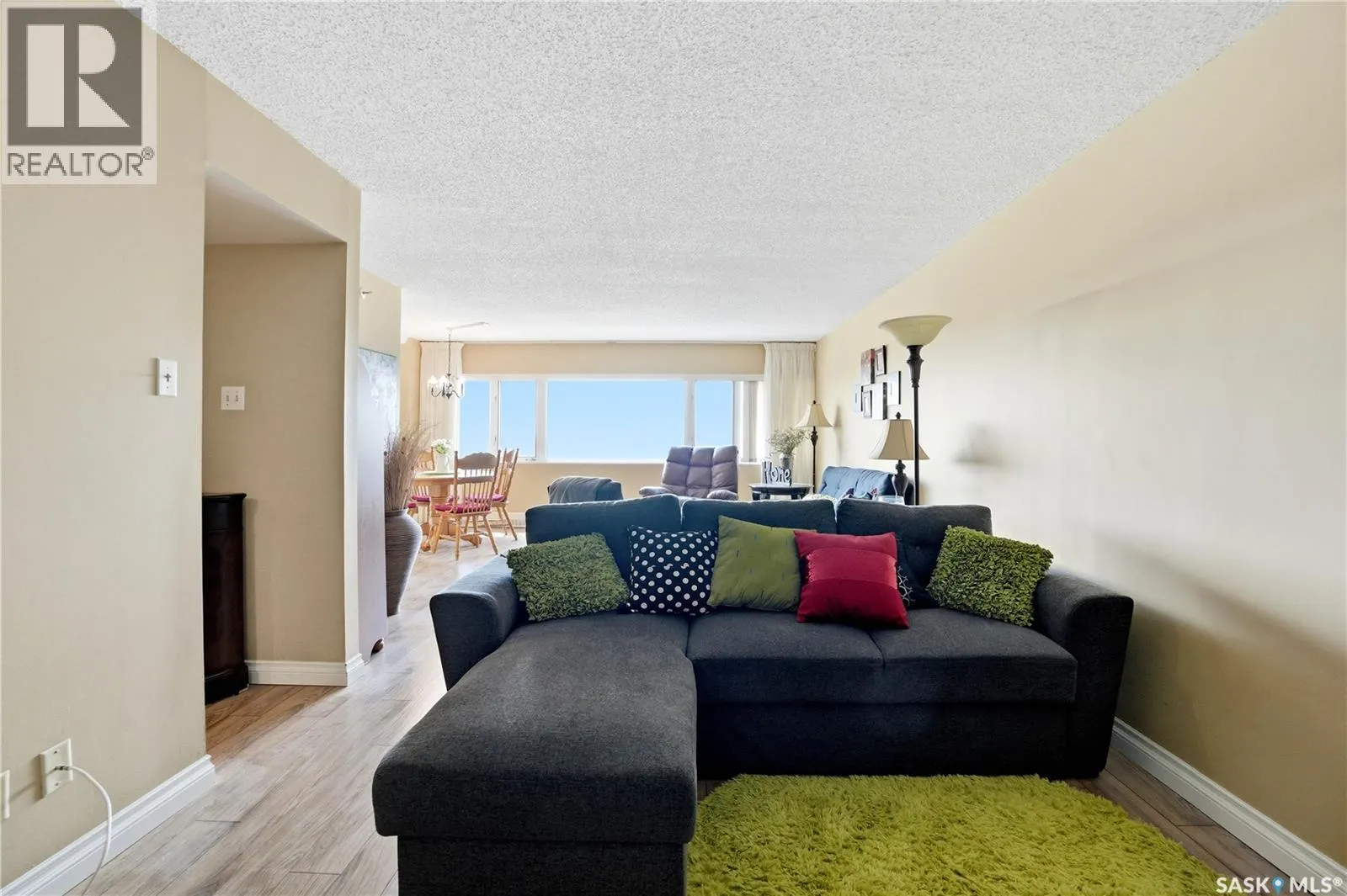 424 Spadina CRESCENT E