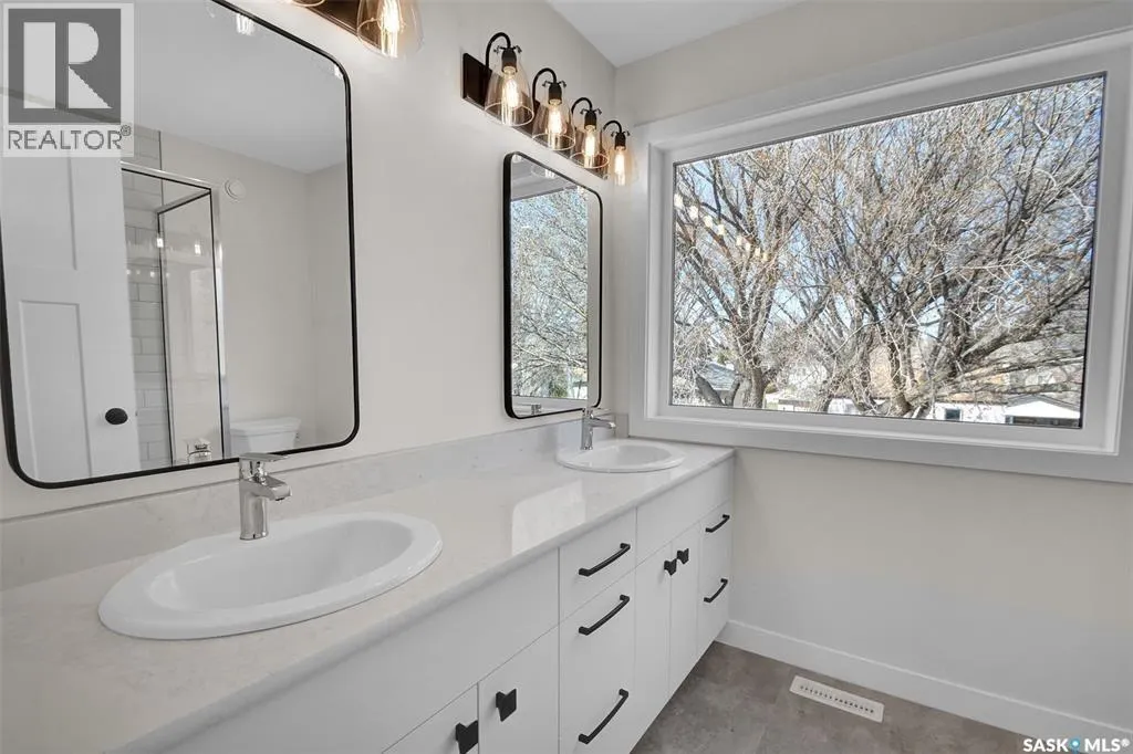 129A 107th STREET W