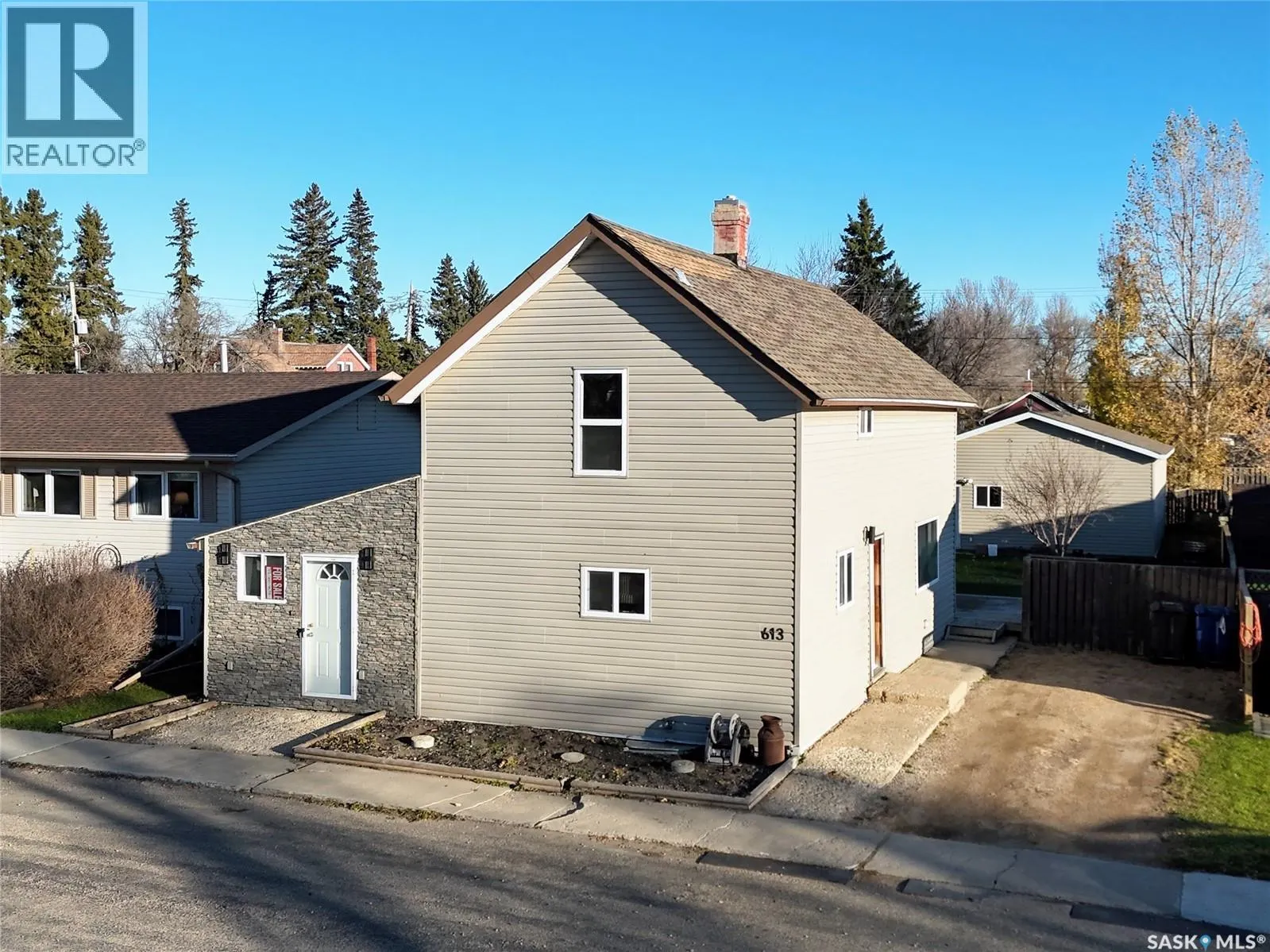 613 Kirby STREET
