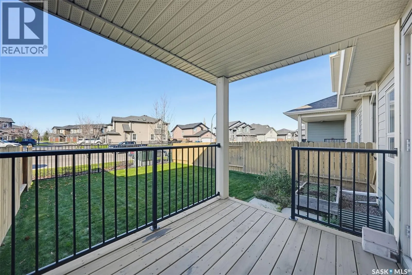 20 1550 Paton CRESCENT