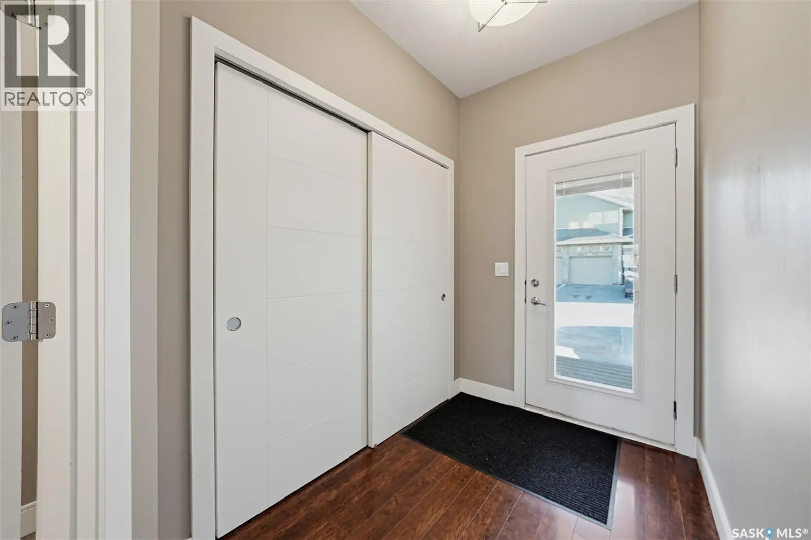 20 1550 Paton CRESCENT