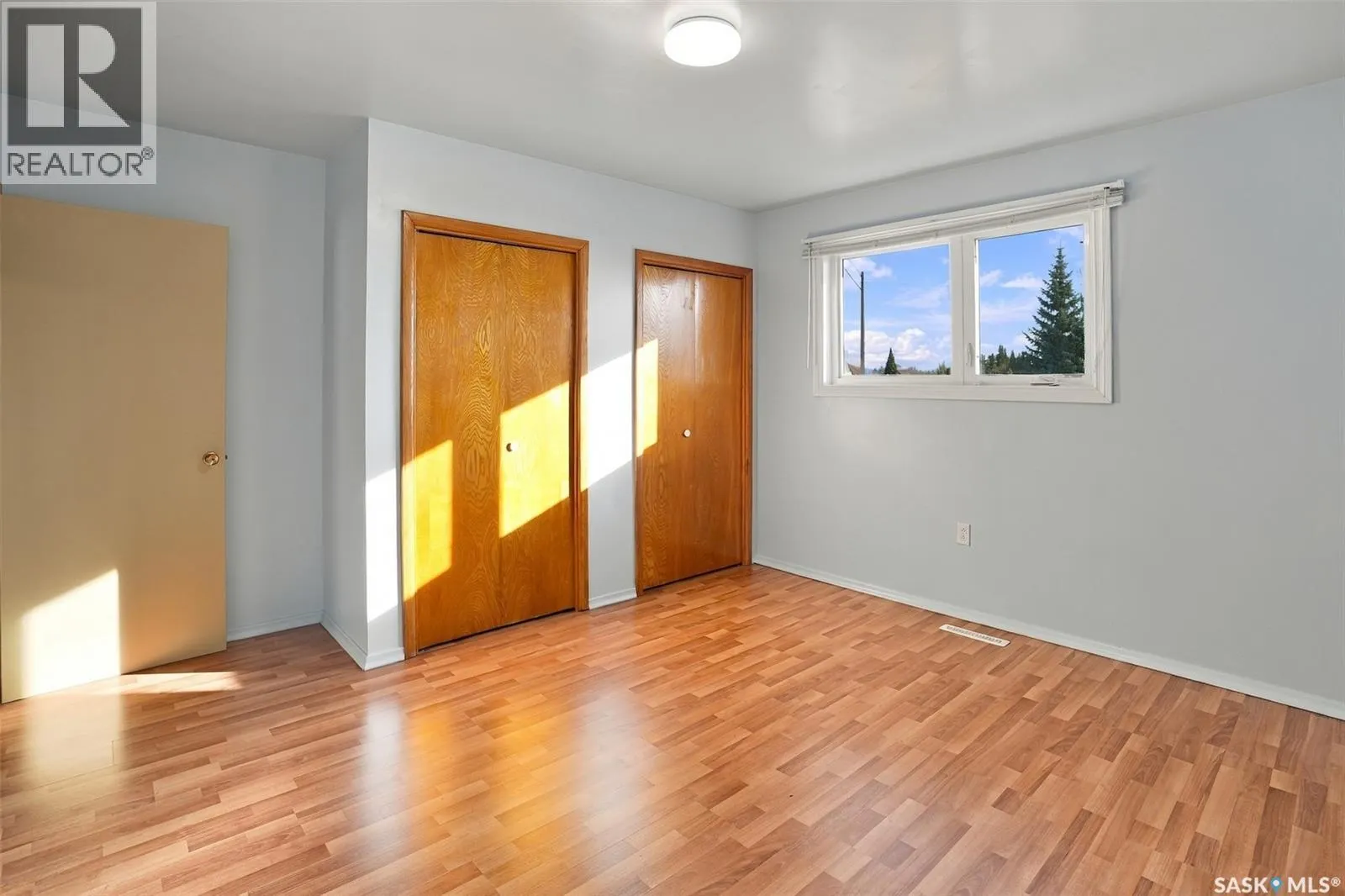 52 20th STREET