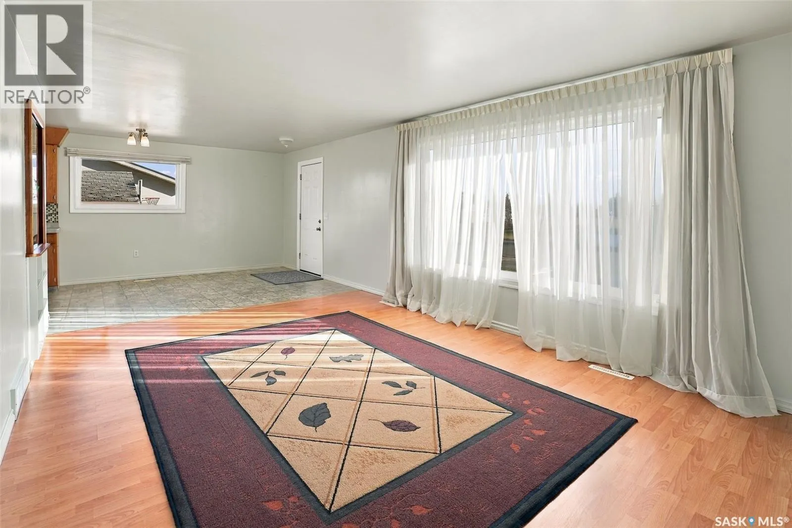 52 20th STREET