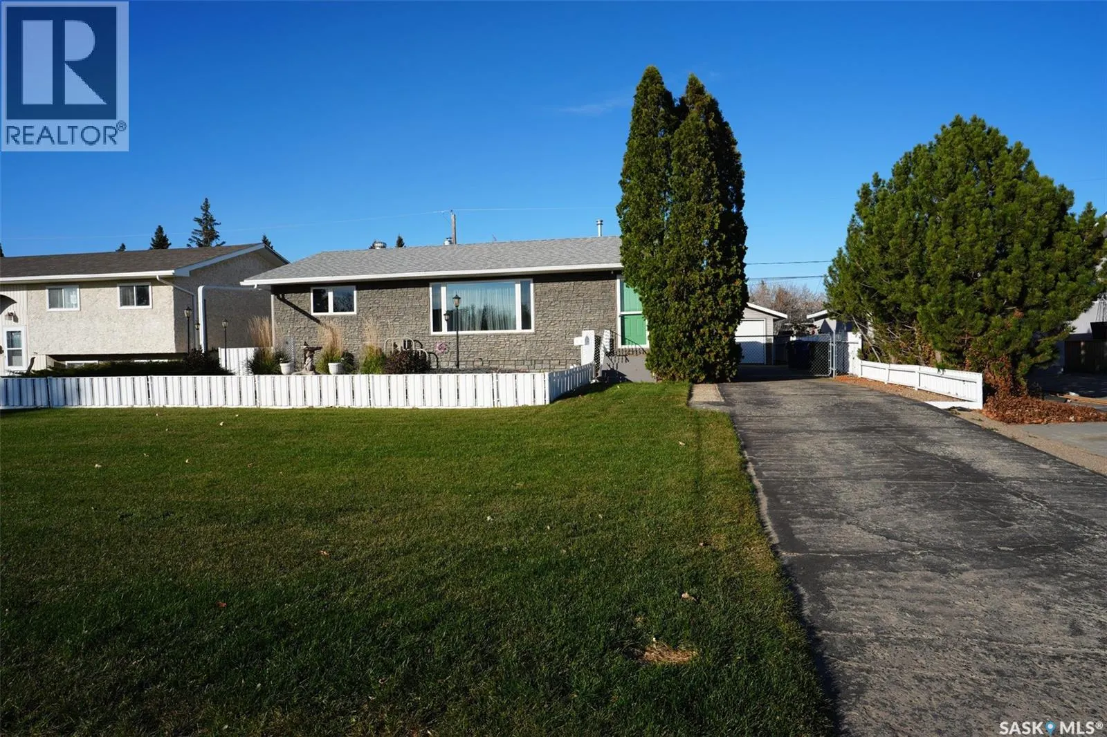 52 20th STREET