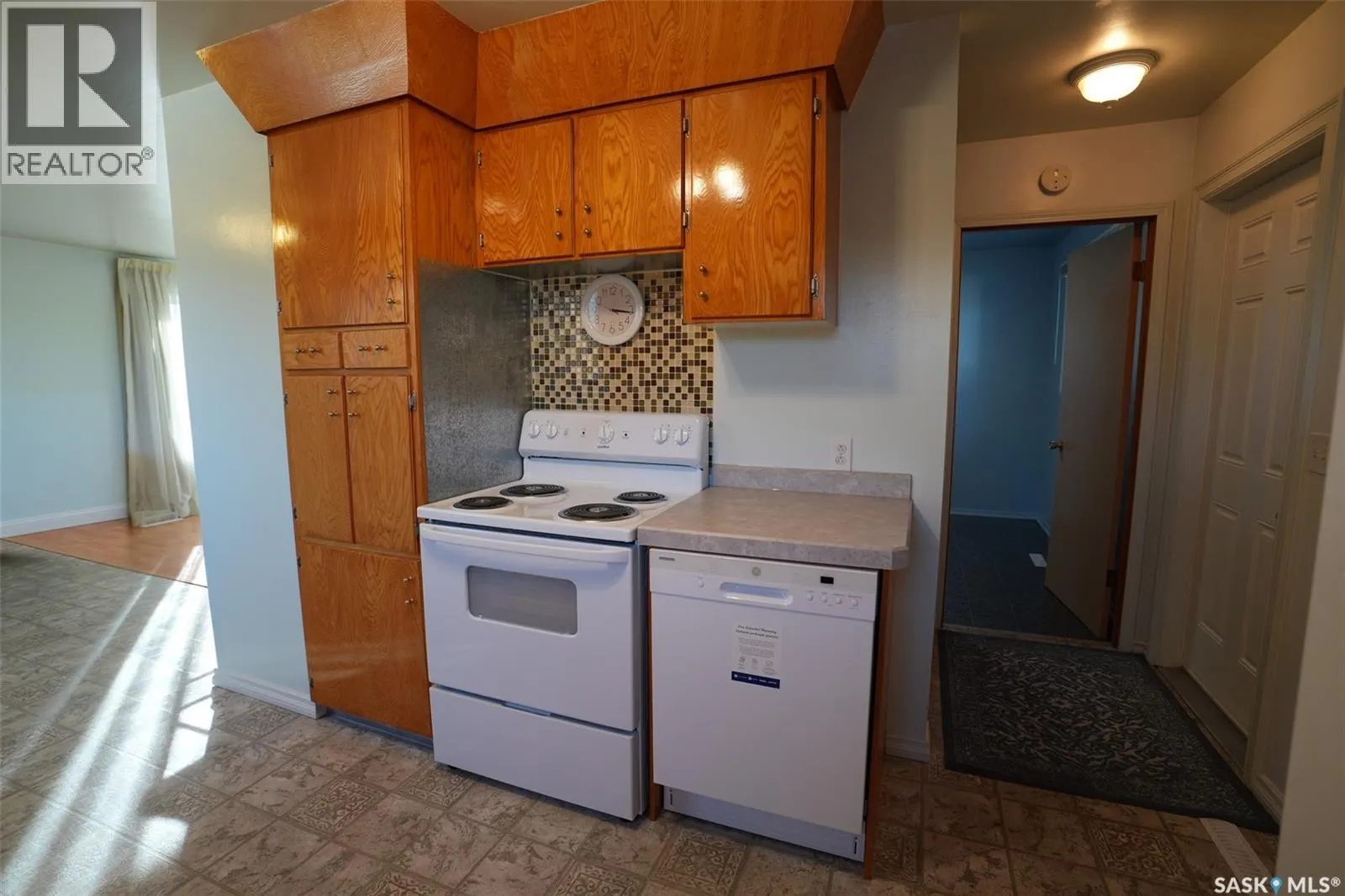 52 20th STREET