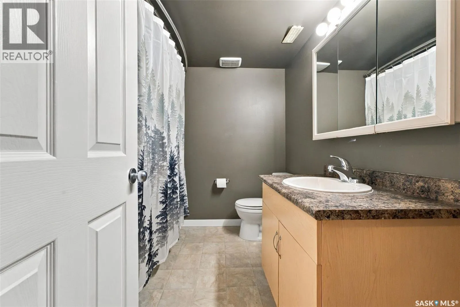 7 132 Hiebert CRESCENT