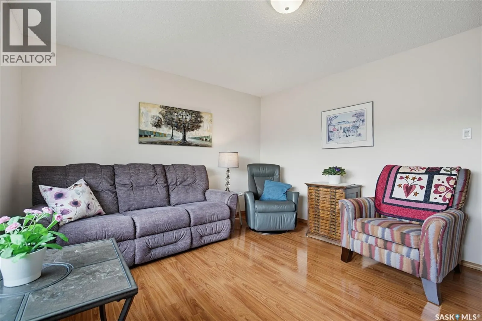 41 Arnason CRESCENT